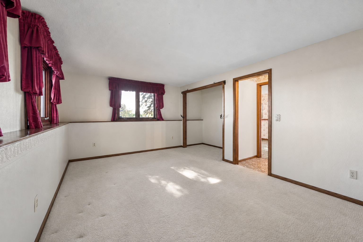 main property photo 52