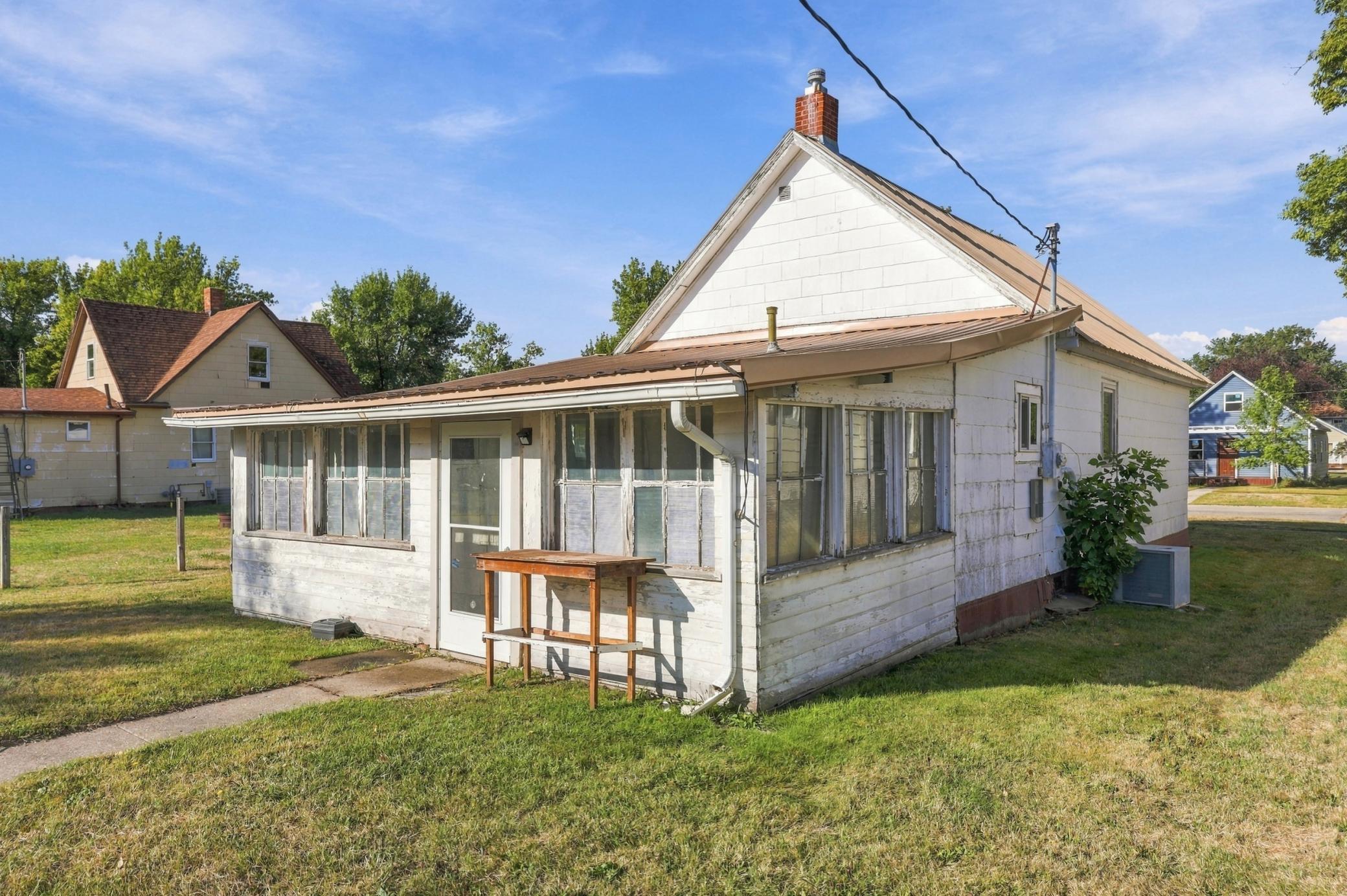 main property photo 22