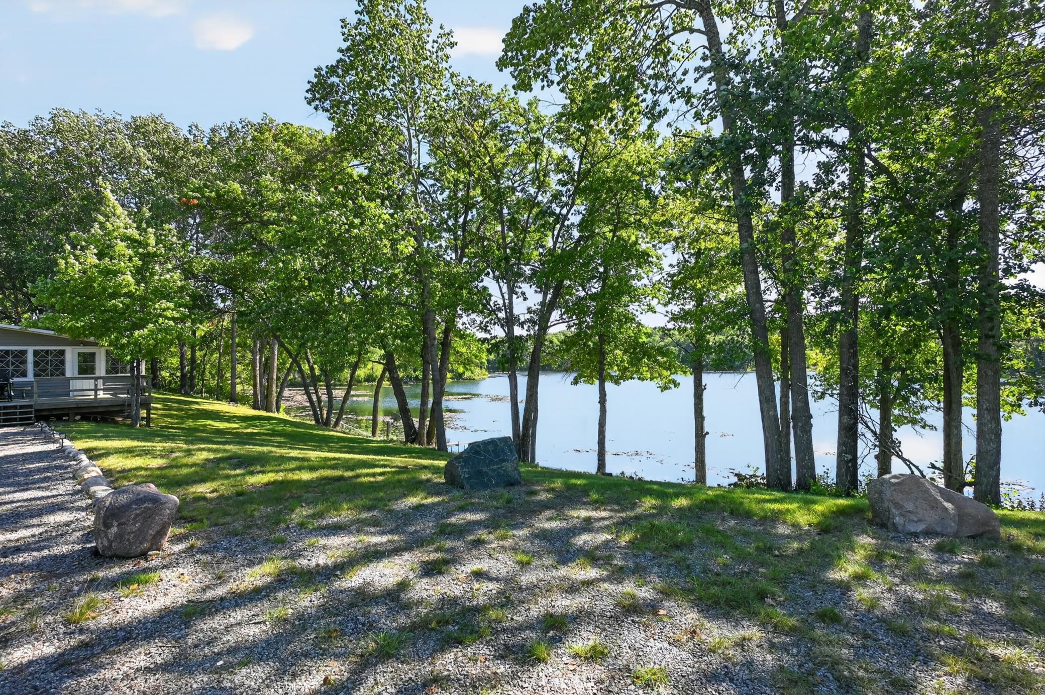 main property photo 76