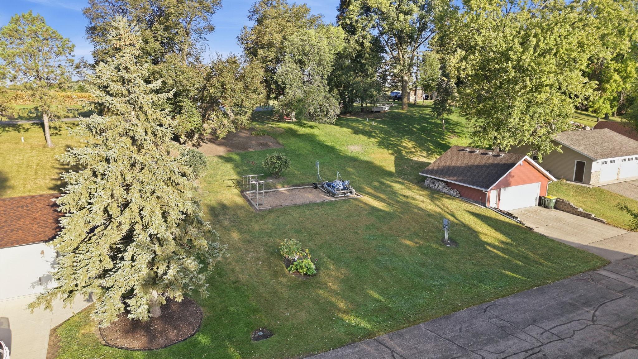 main property photo 36