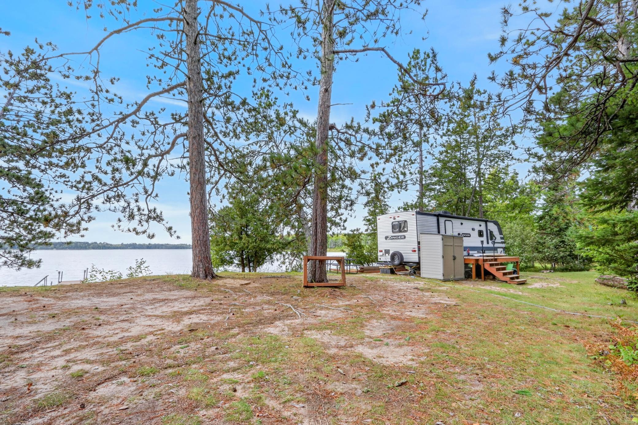 main property photo 40