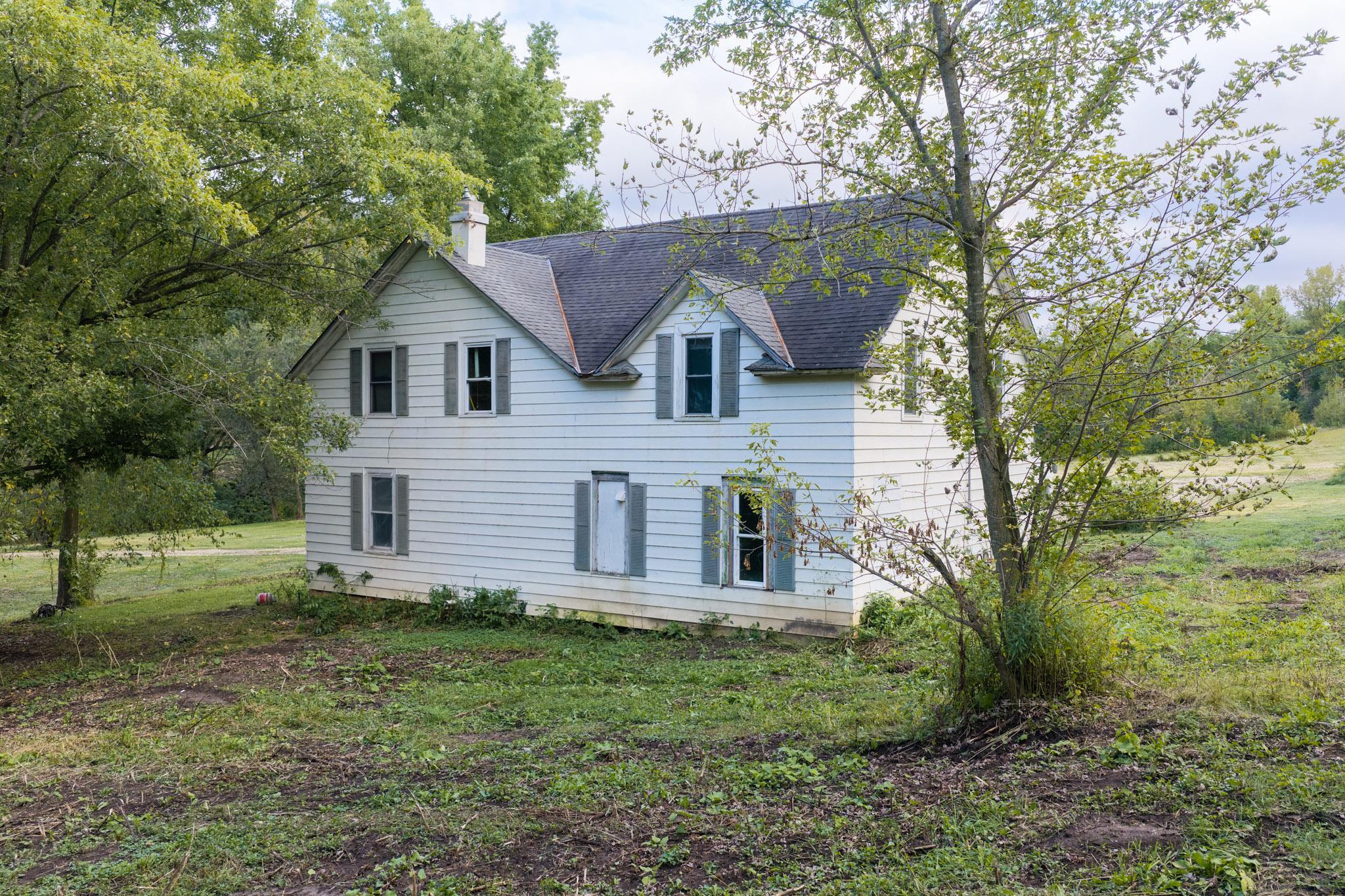 main property photo 9