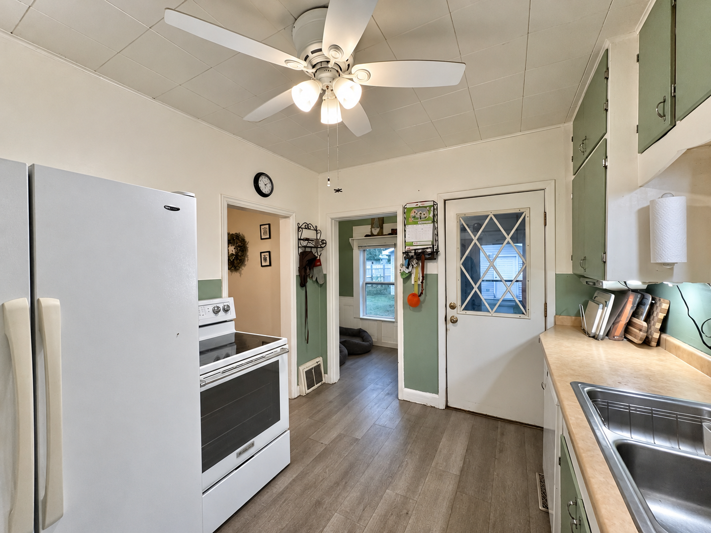 main property photo 4