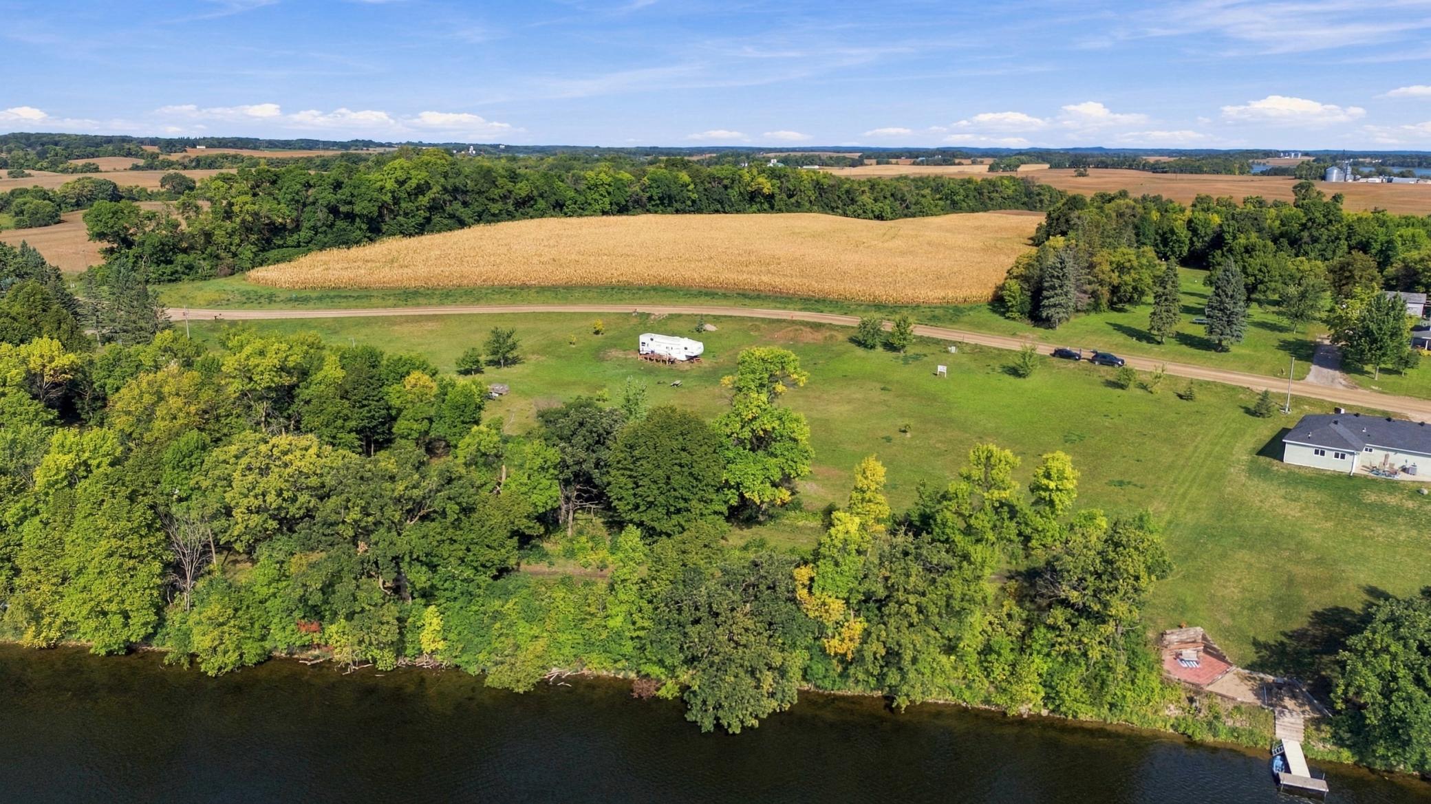 main property photo 6