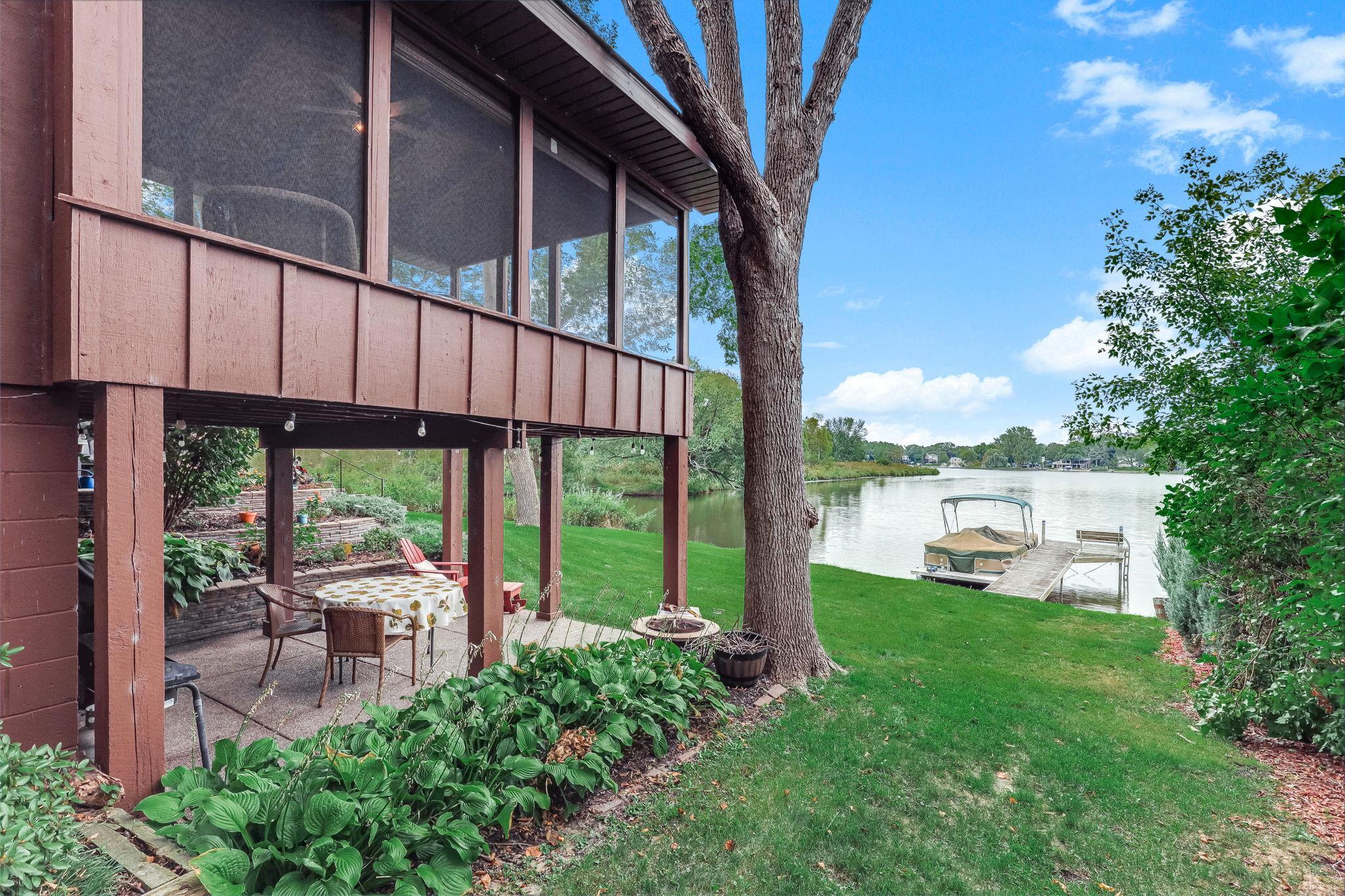 main property photo 25