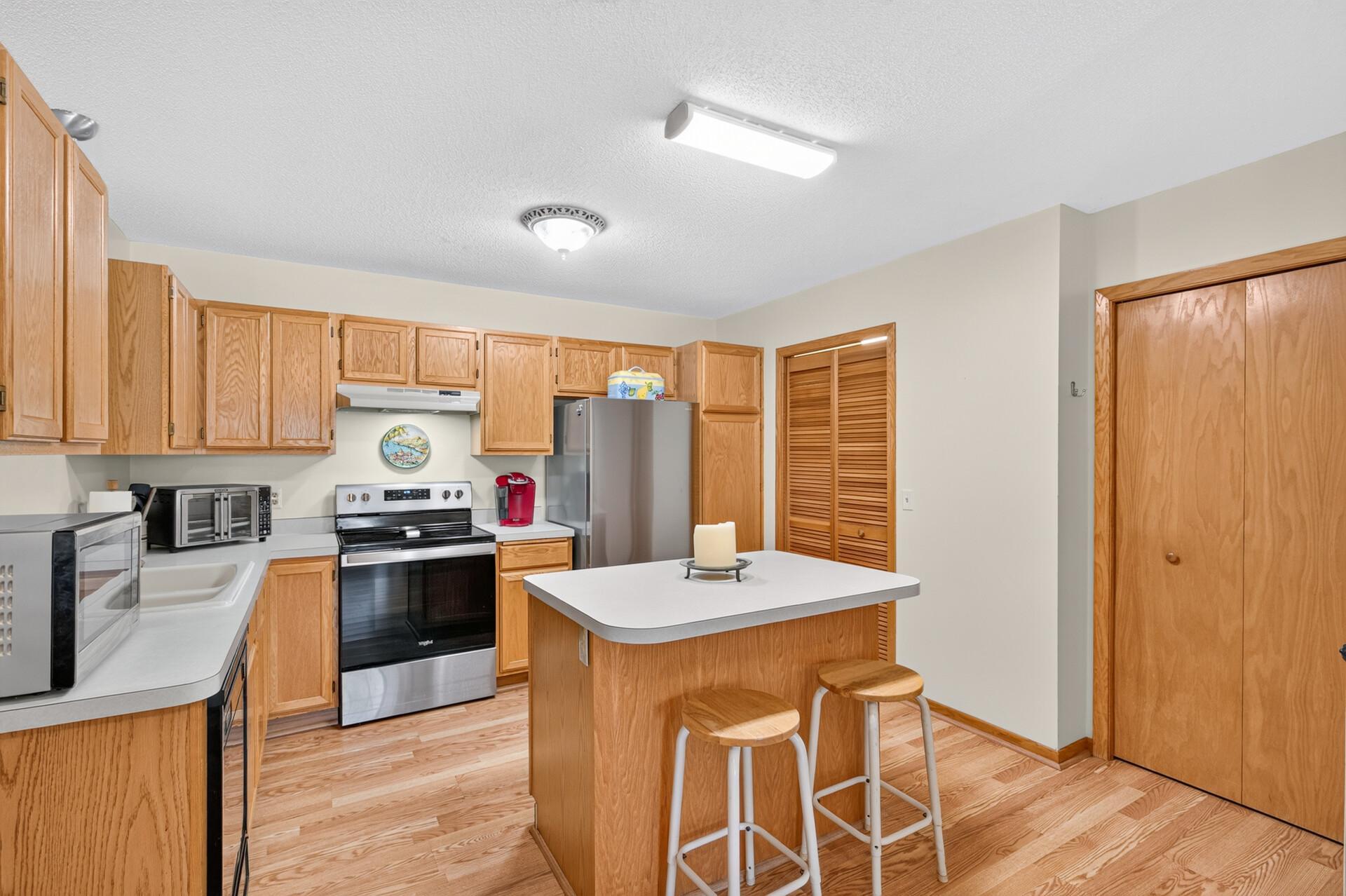 main property photo 15