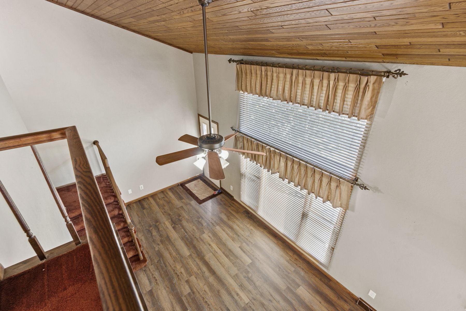 main property photo 25