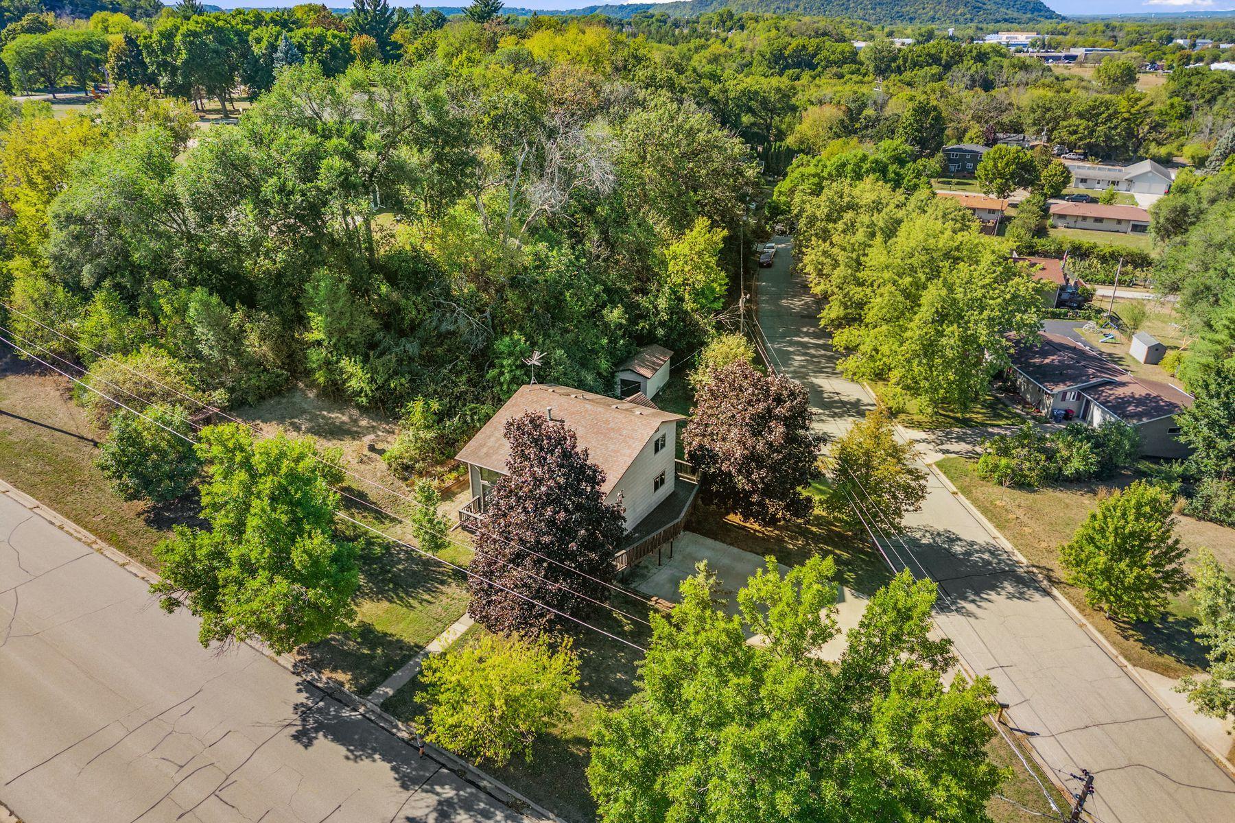 main property photo 46