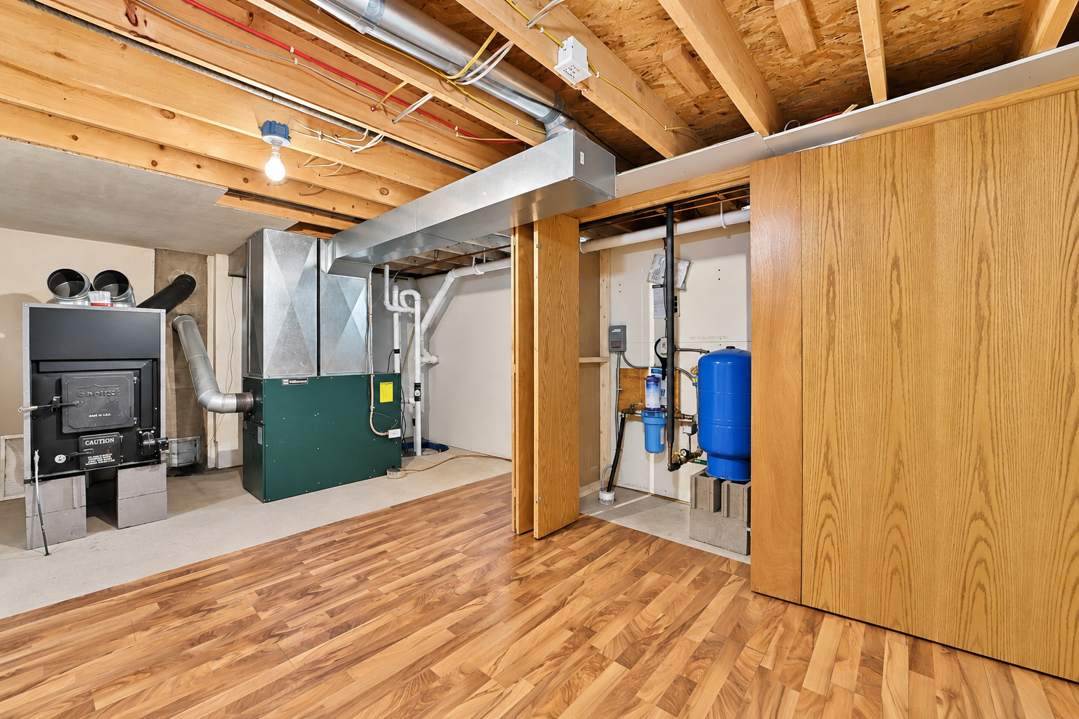 main property photo 29