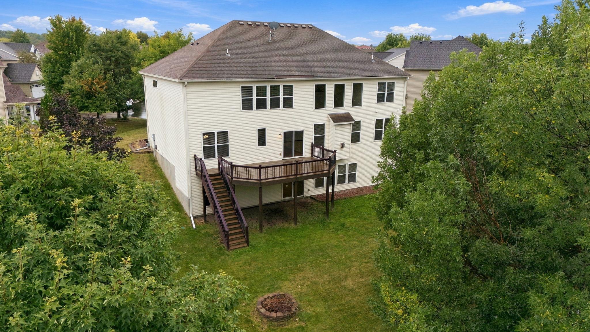 main property photo 78