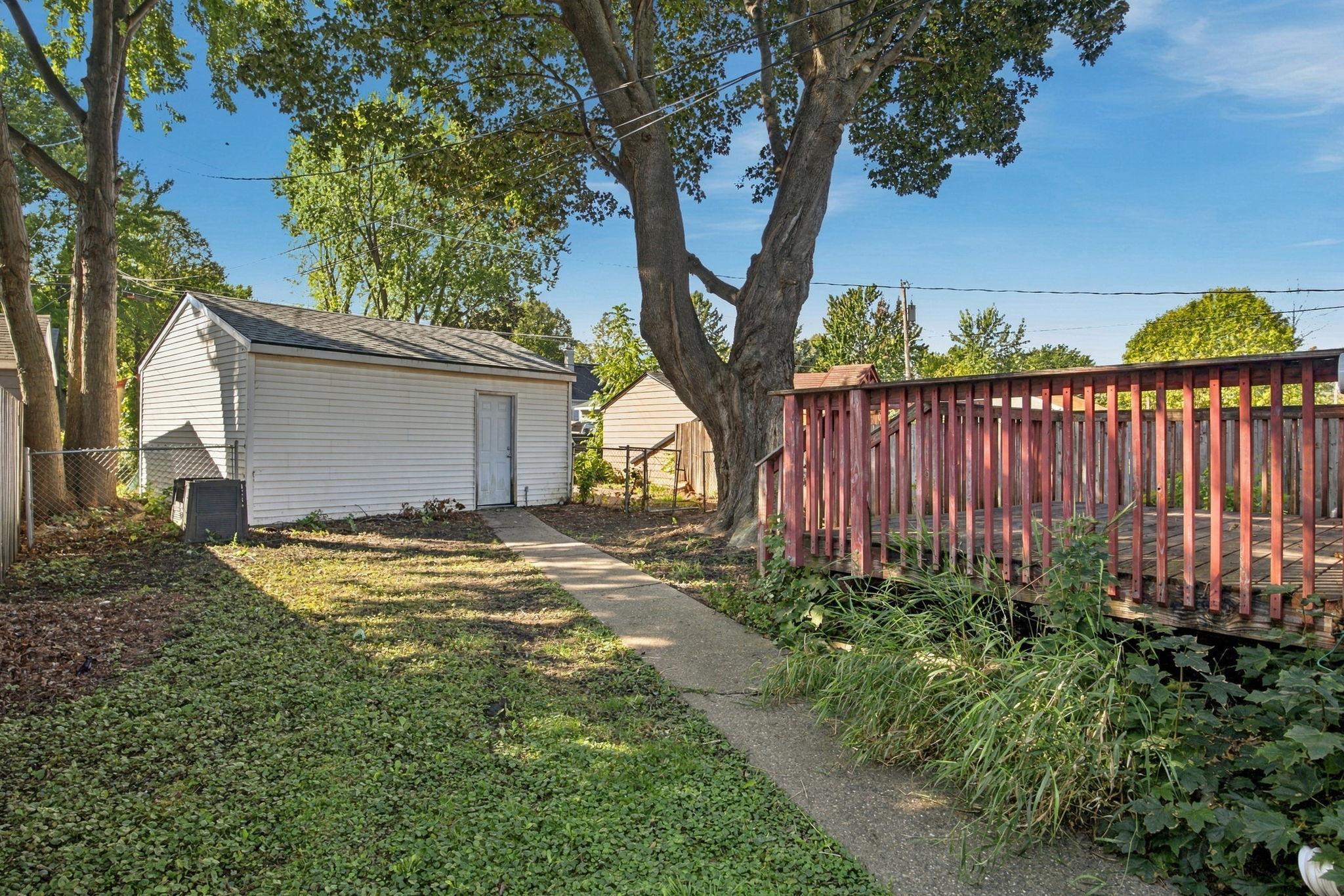 main property photo 27