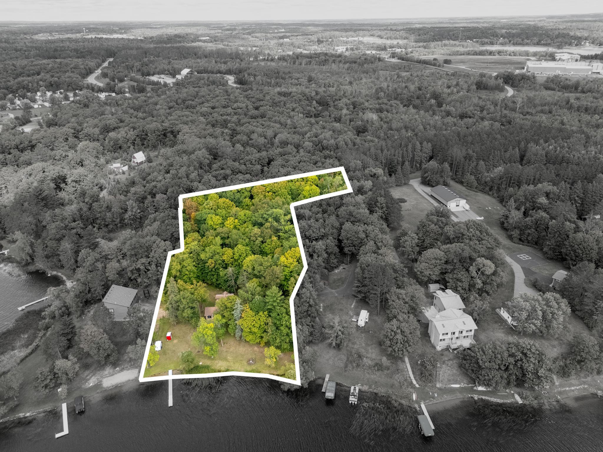 main property photo 17