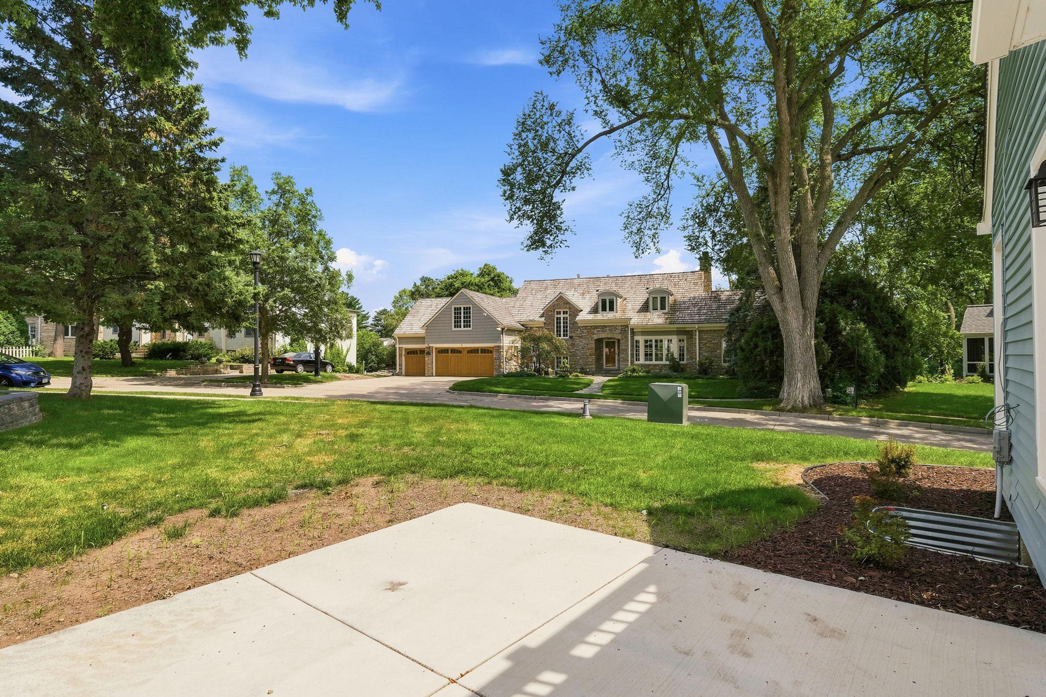 main property photo 46