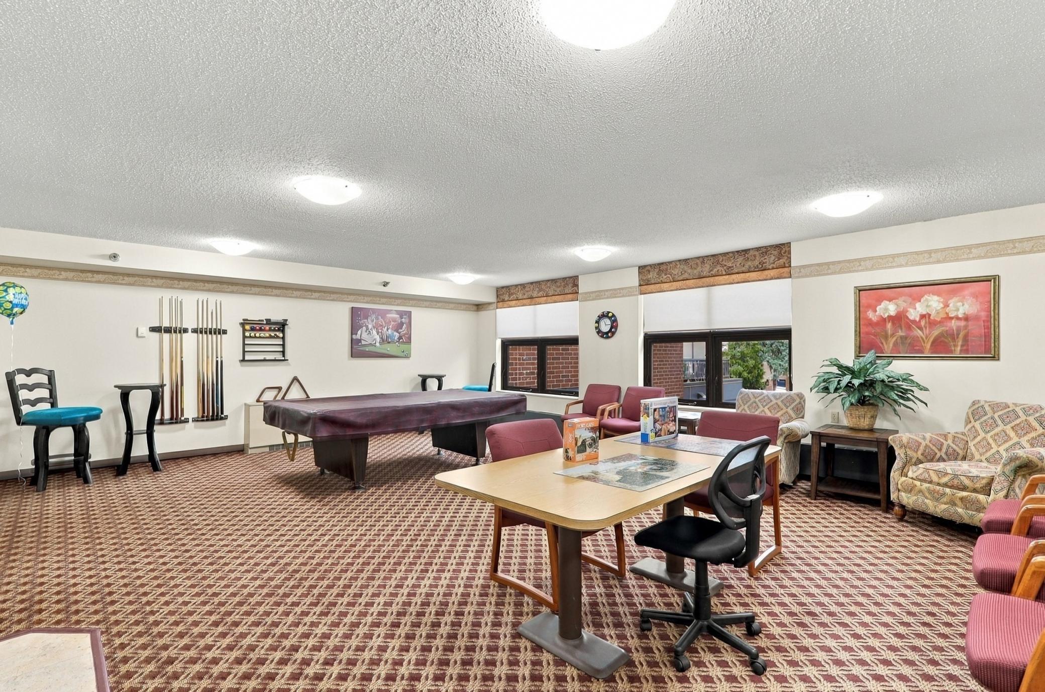 main property photo 14