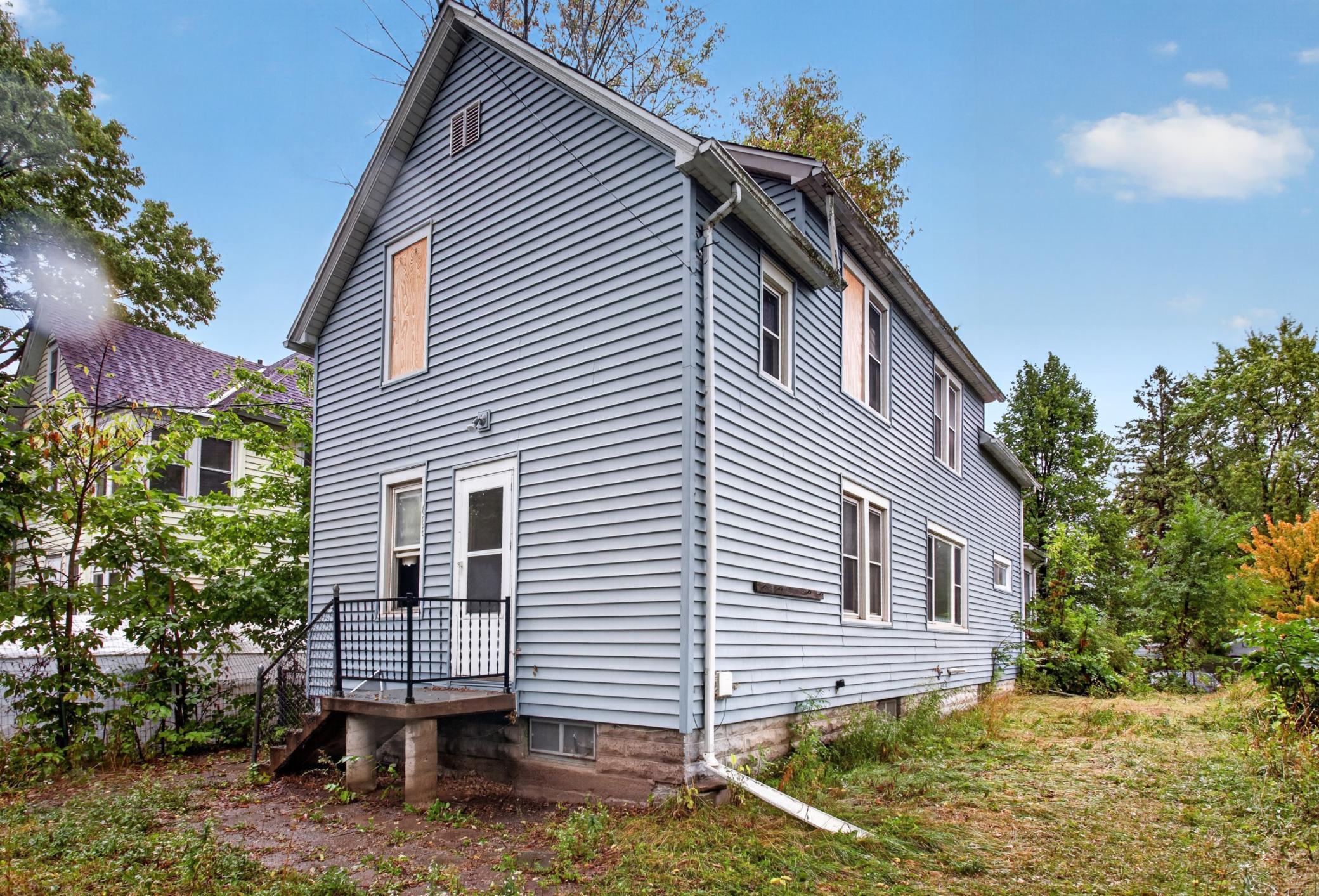 main property photo 4