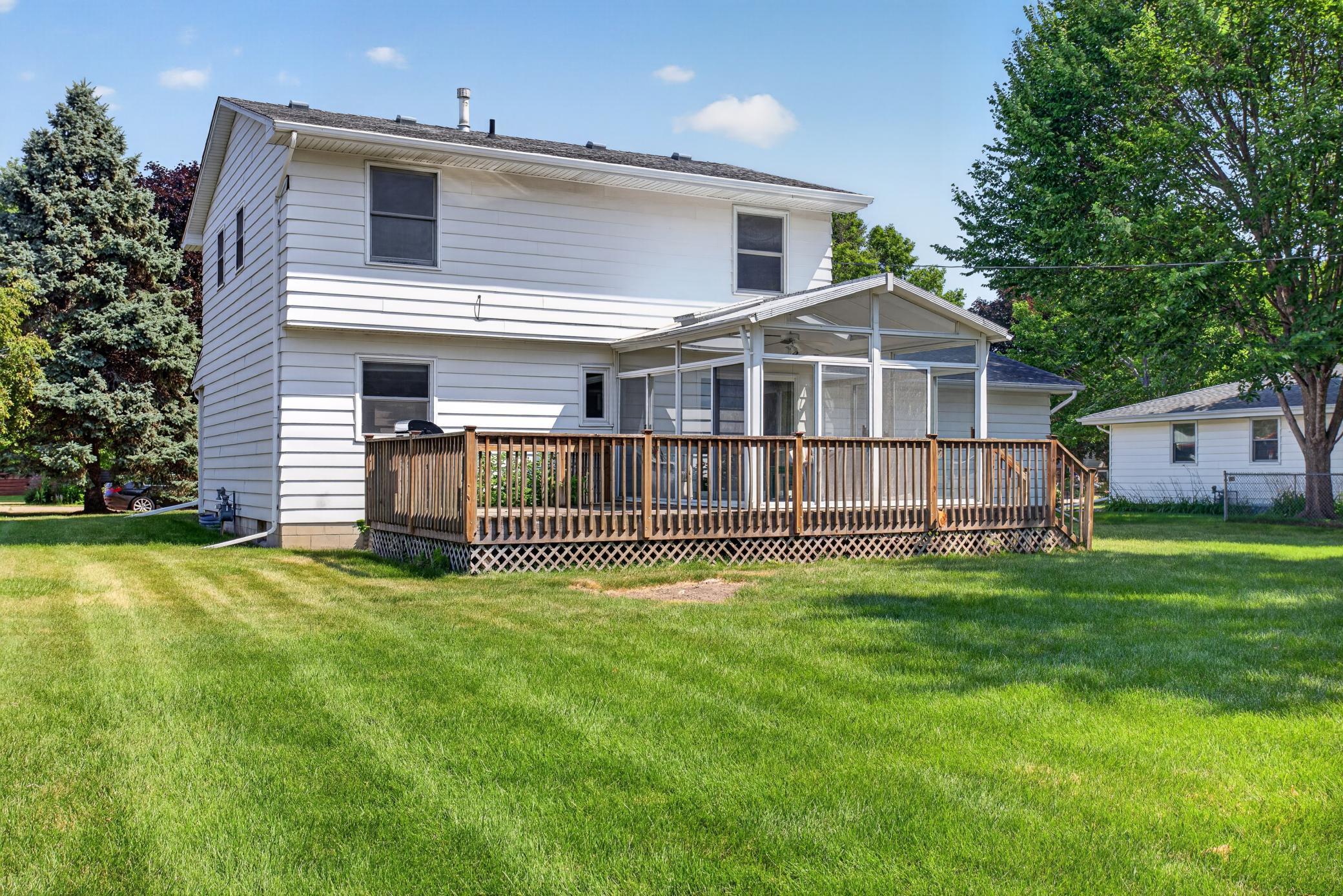 main property photo 33