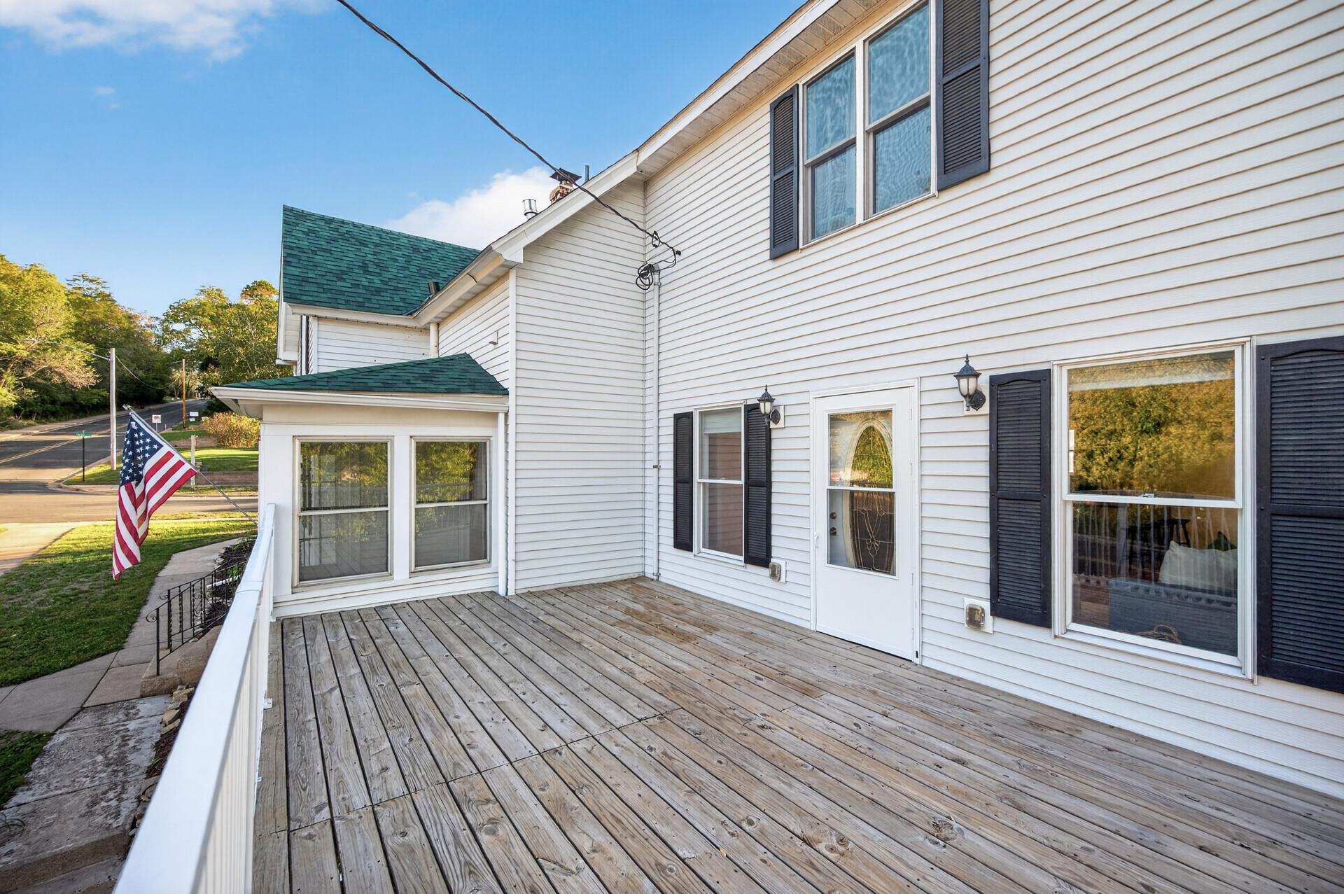 main property photo 29