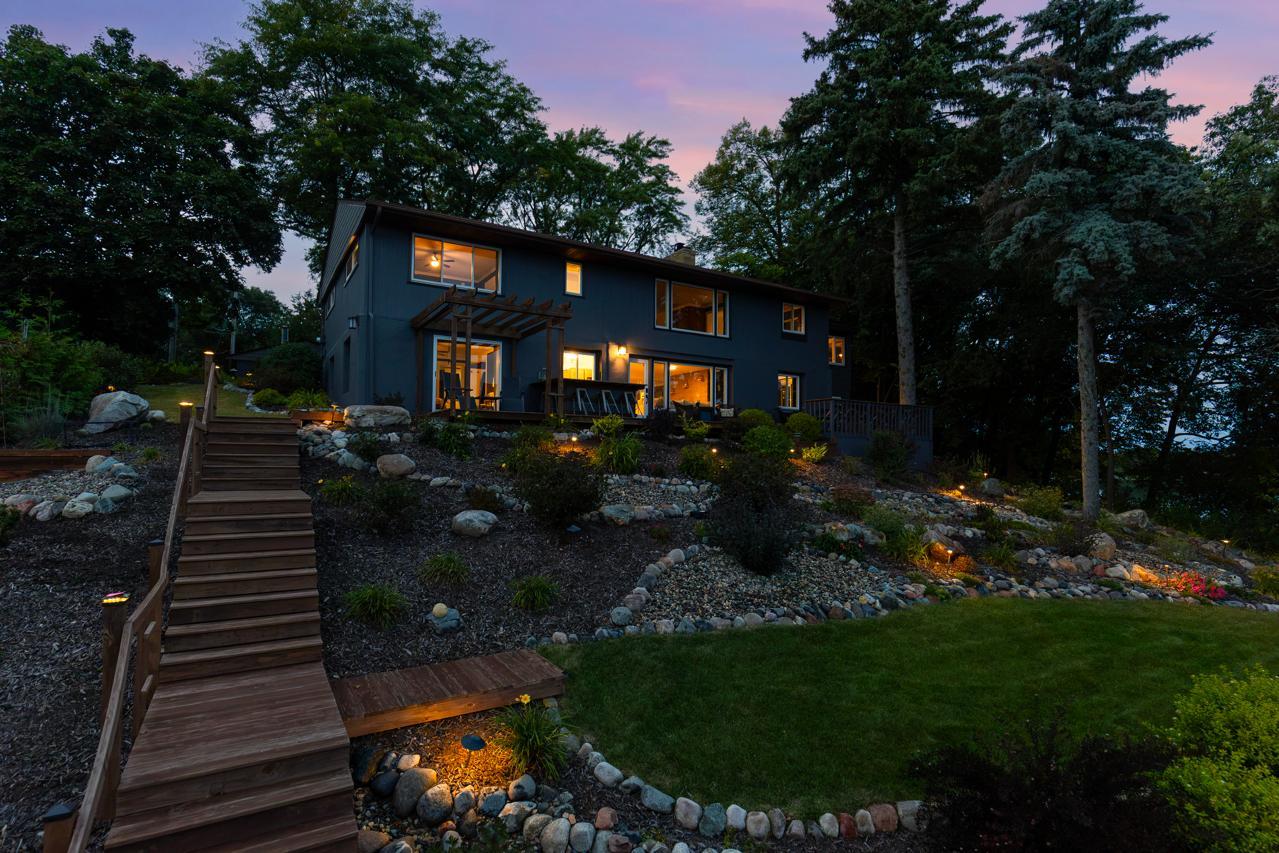 main property photo 64
