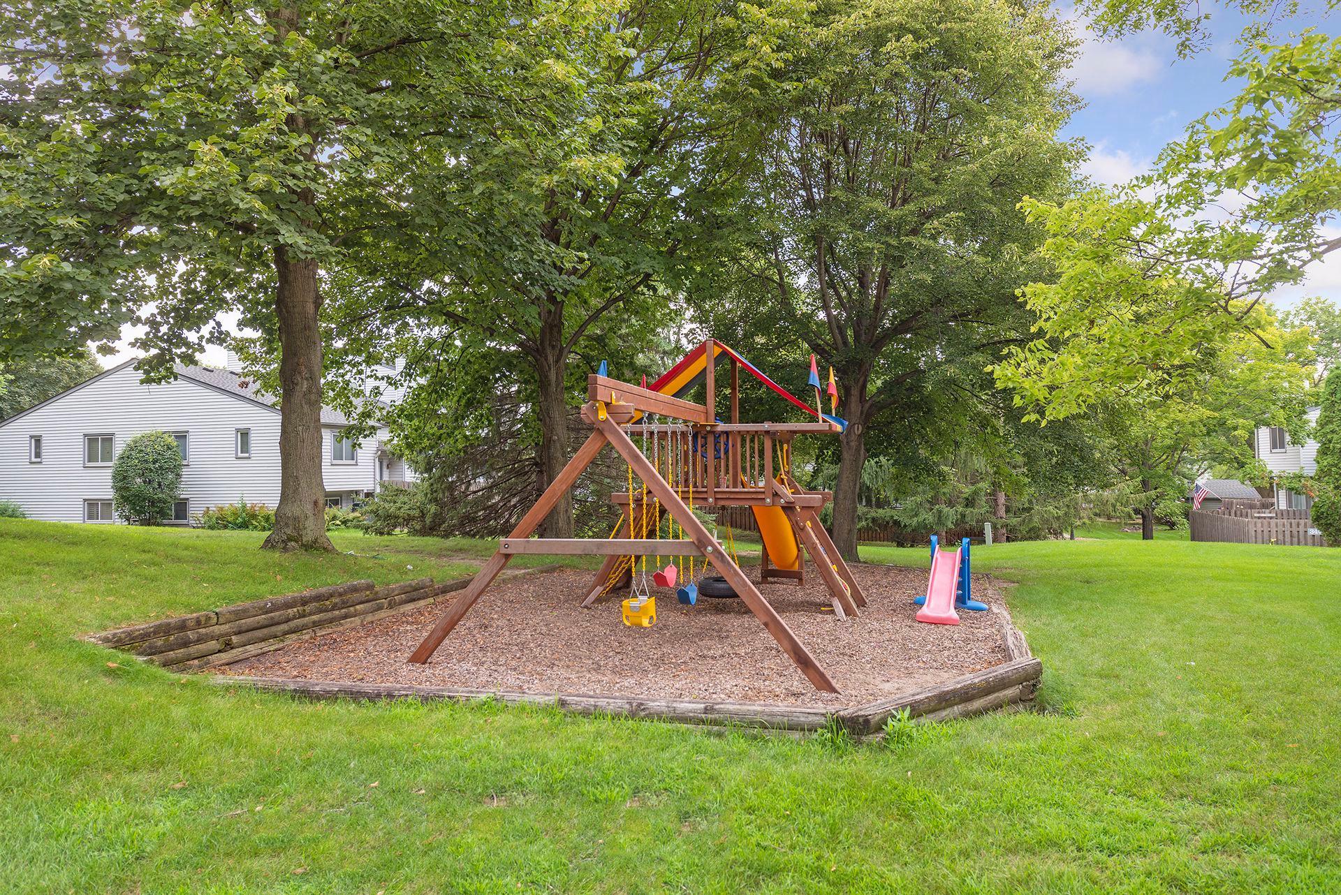 main property photo 59