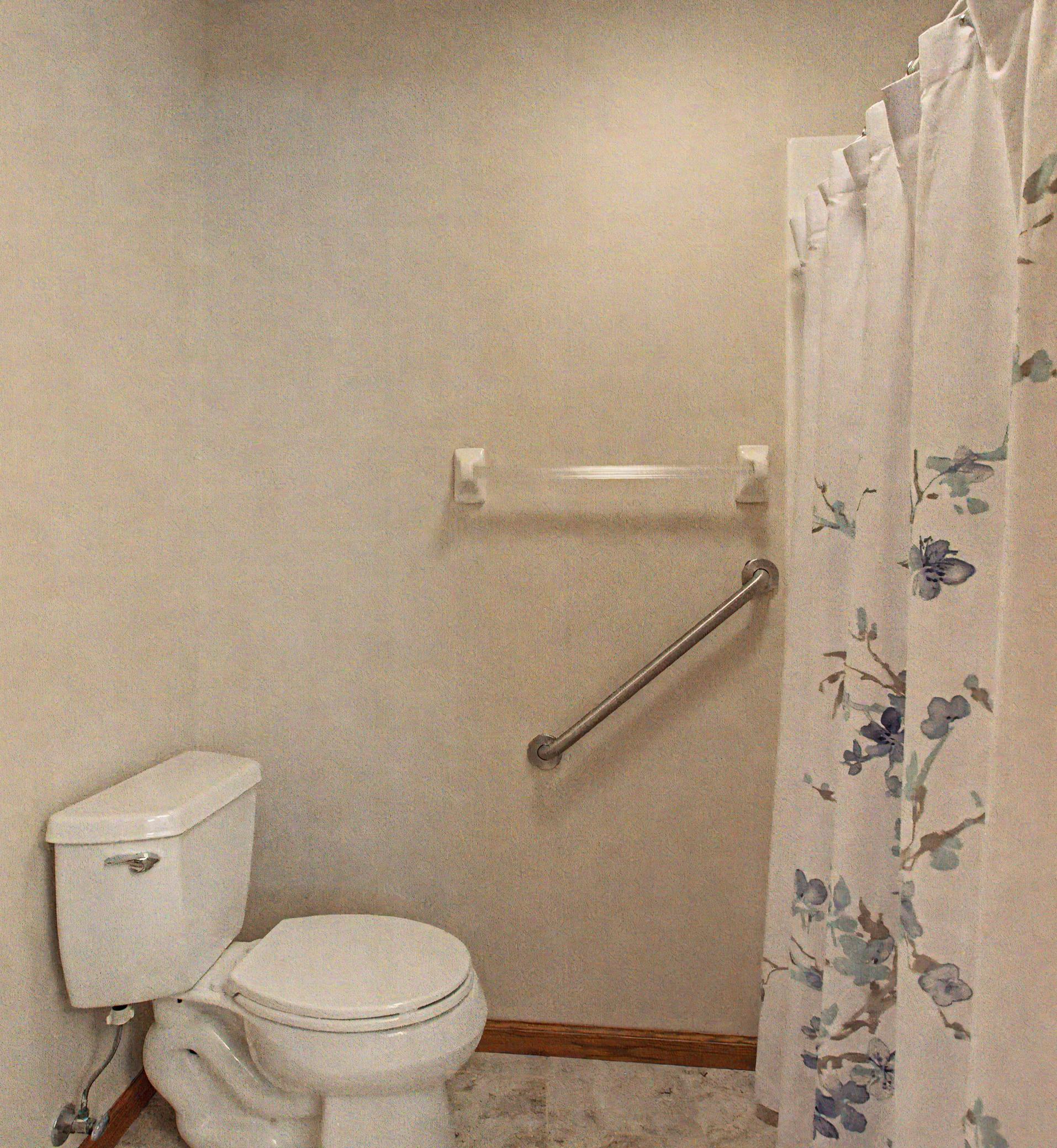 main property photo 41