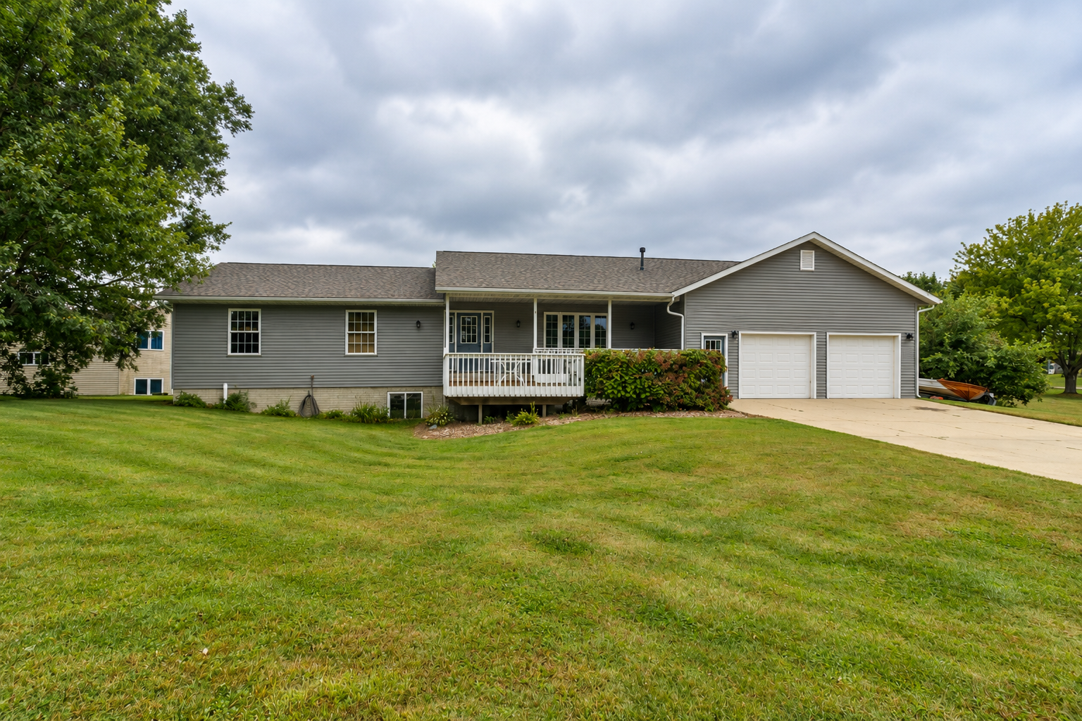 main property photo 46