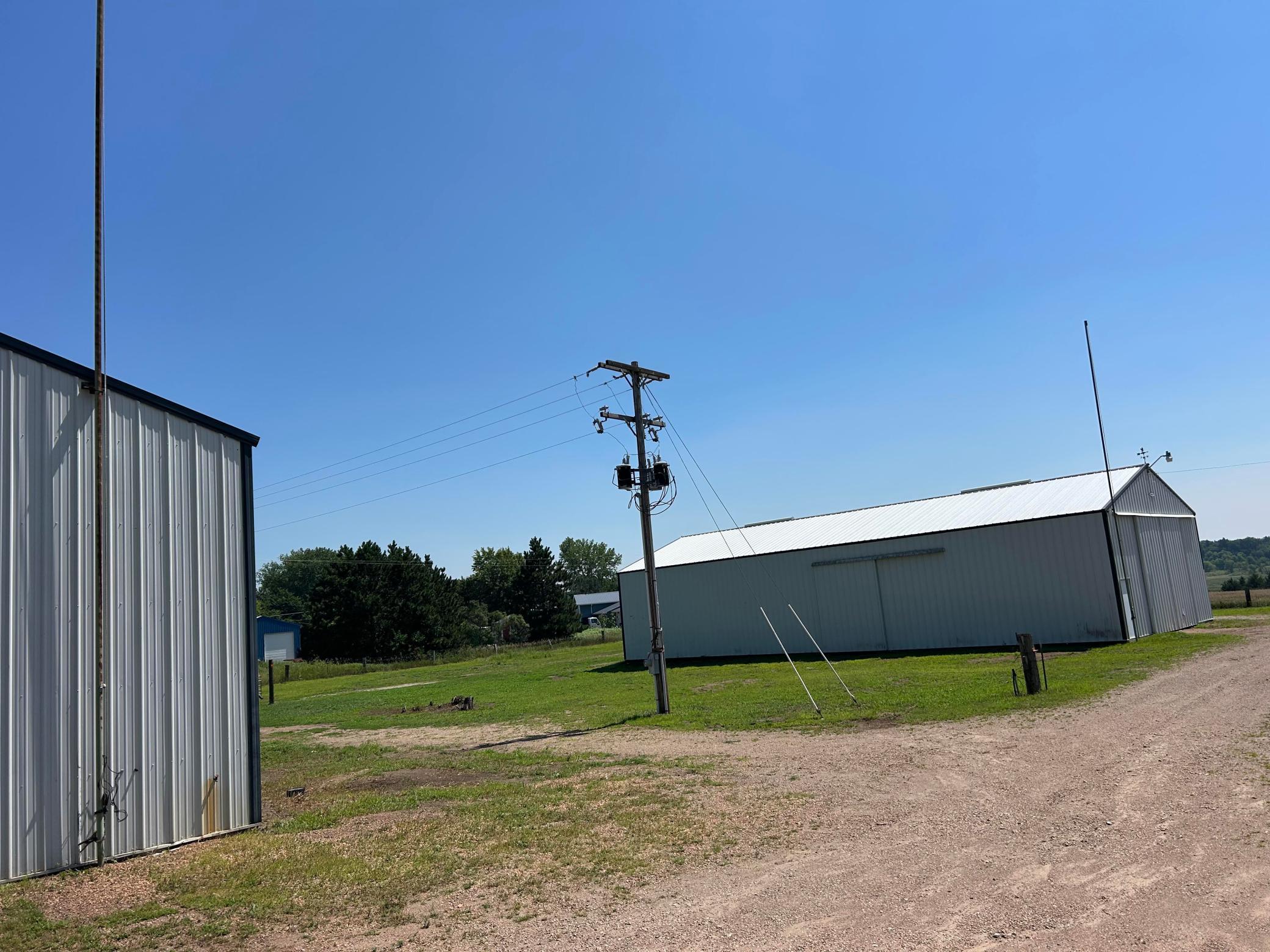 main property photo 45
