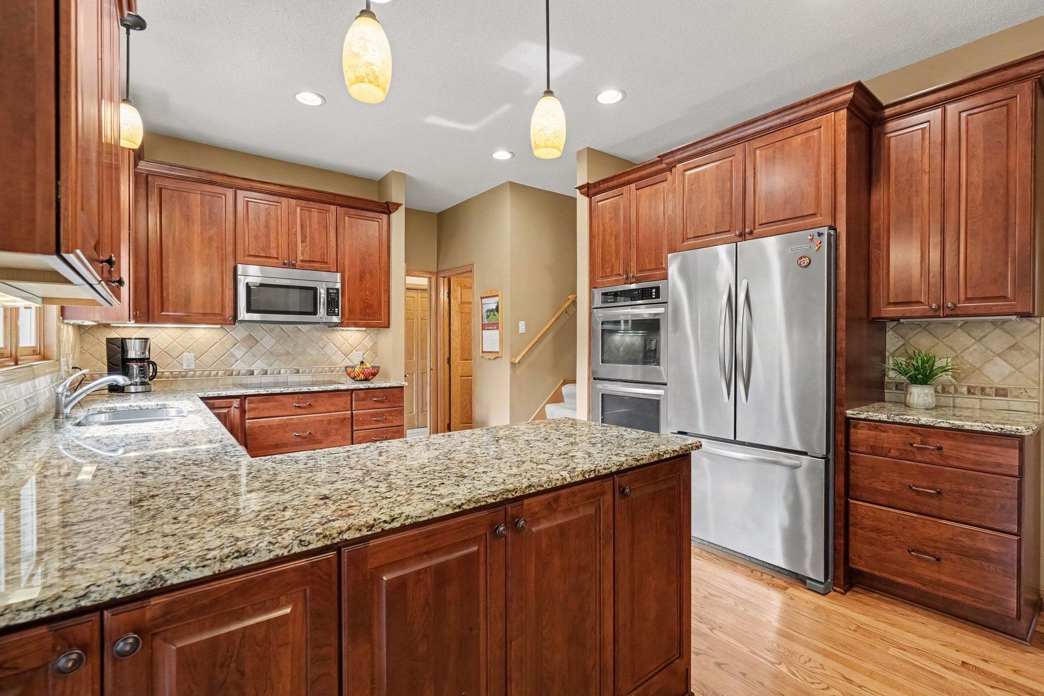 main property photo 10
