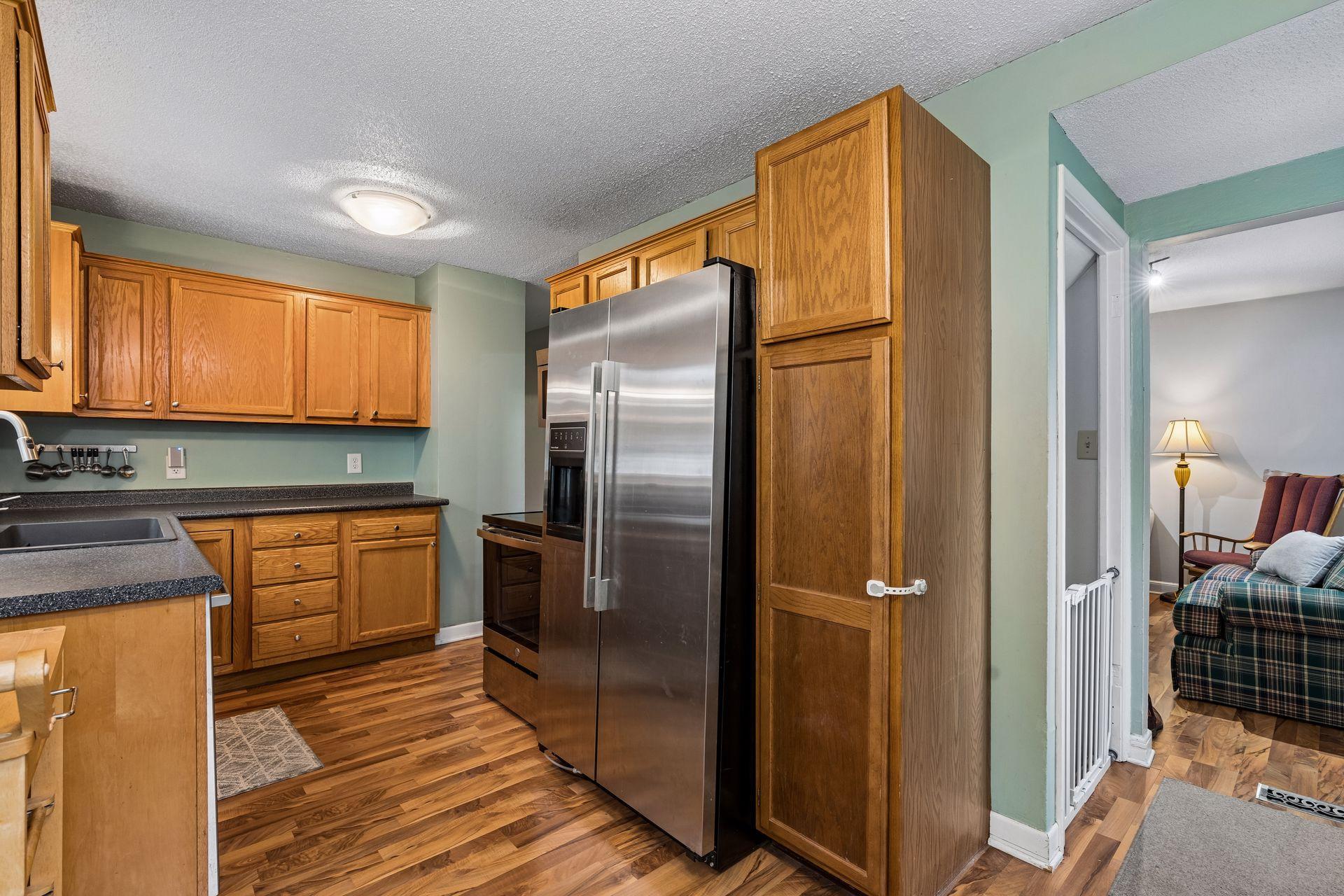 main property photo 13