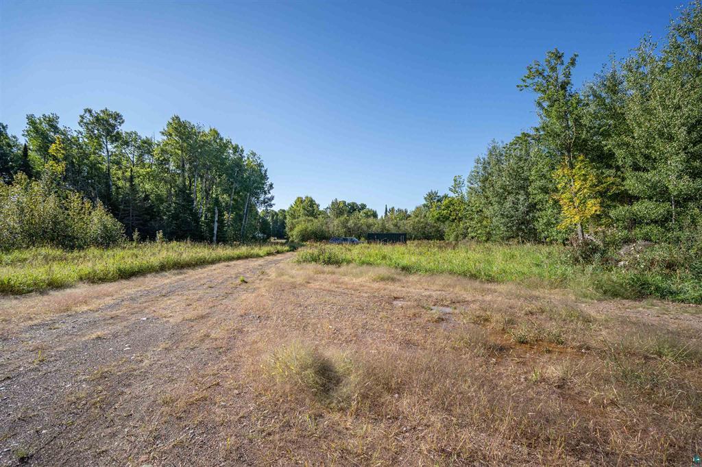 main property photo 10