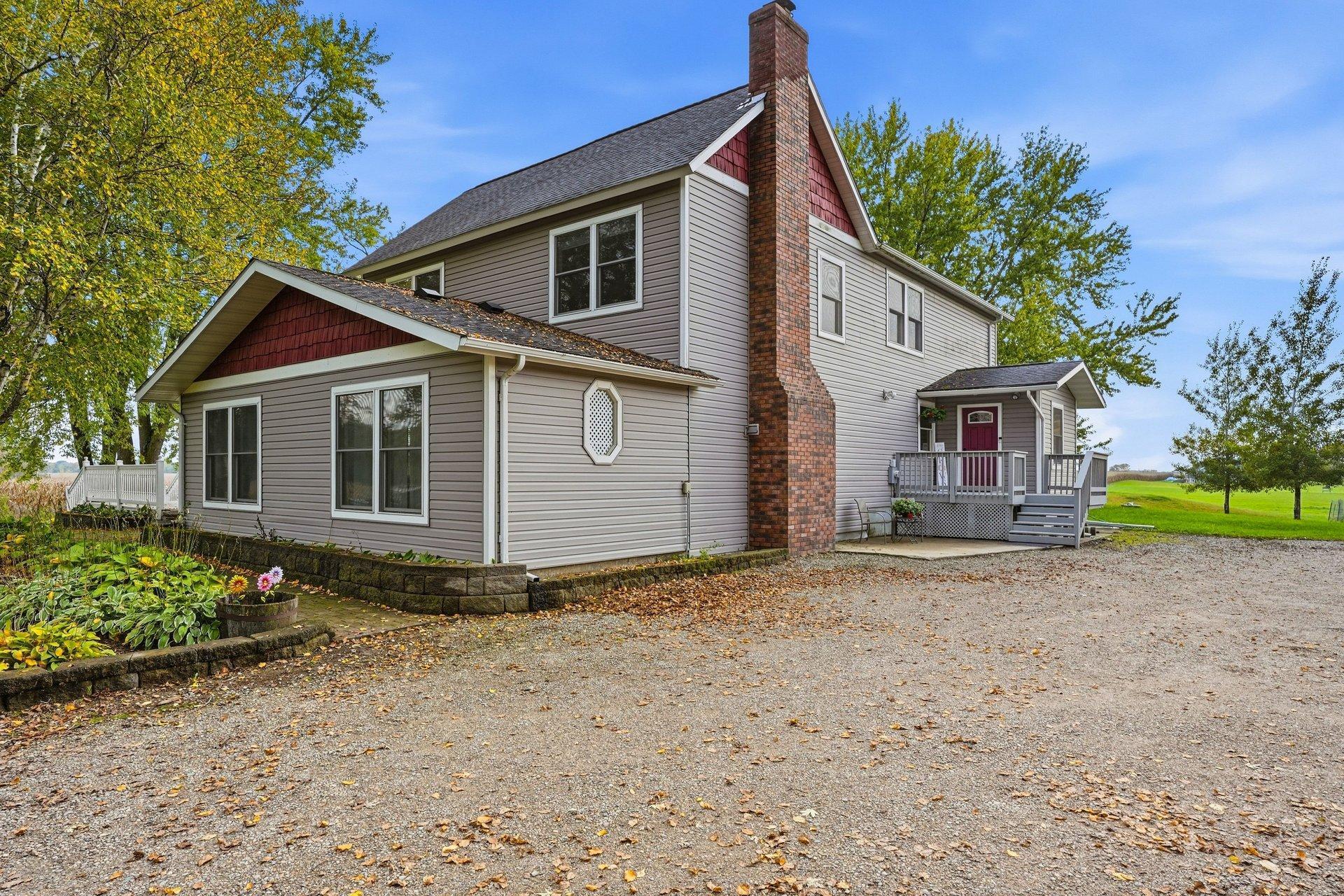 main property photo 40