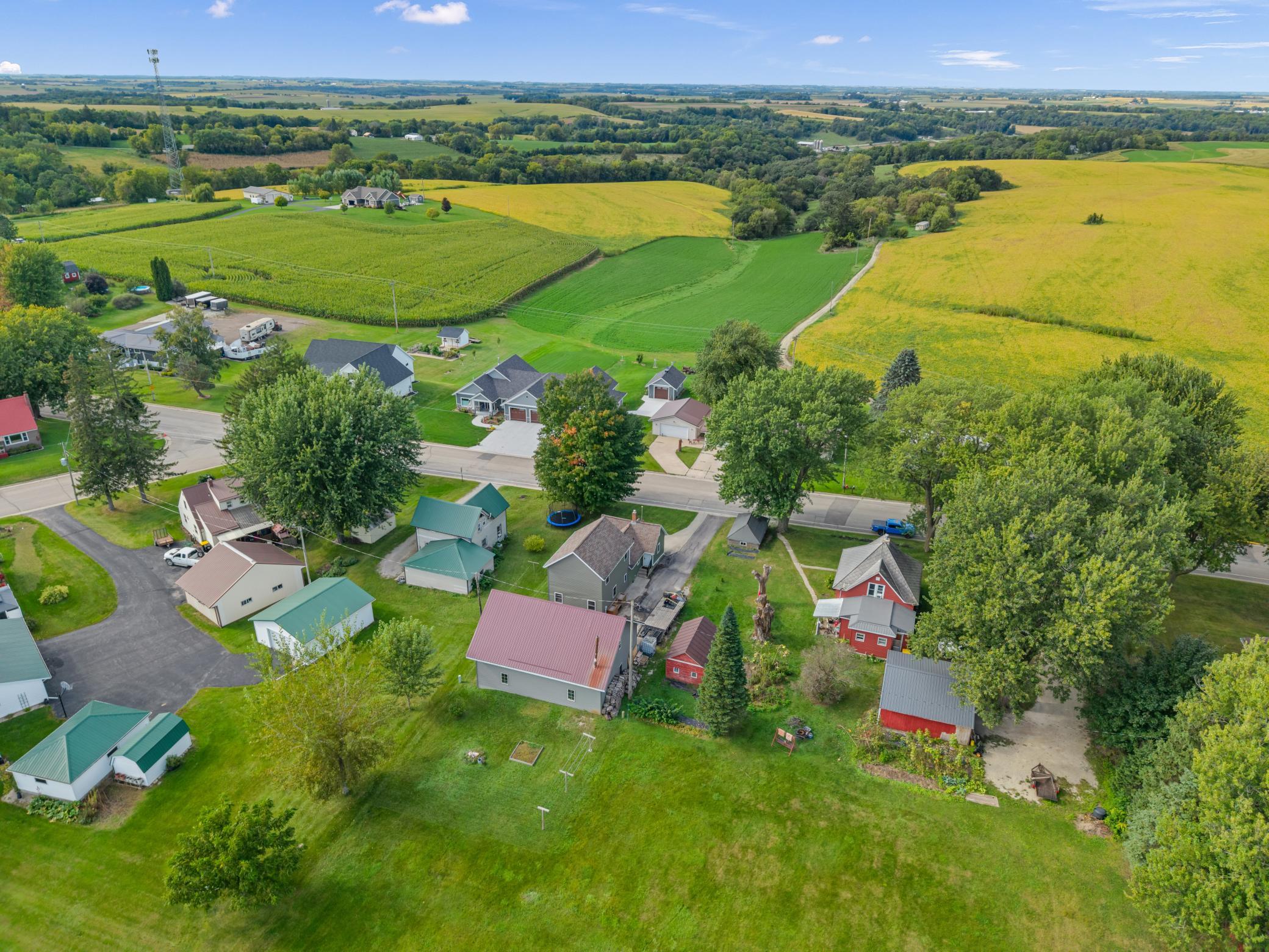 main property photo 34
