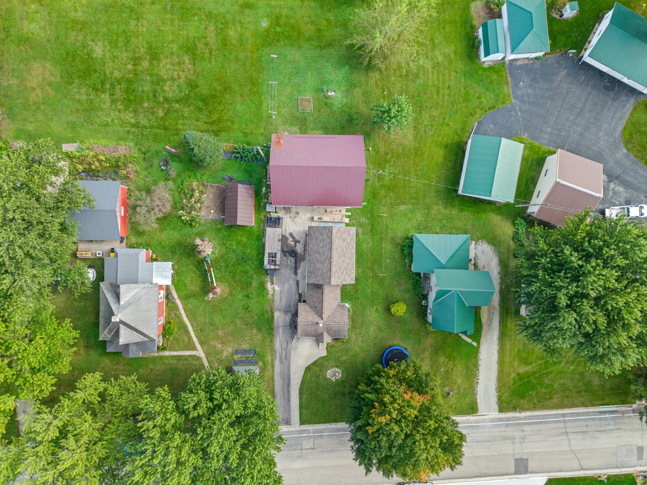 main property photo 35