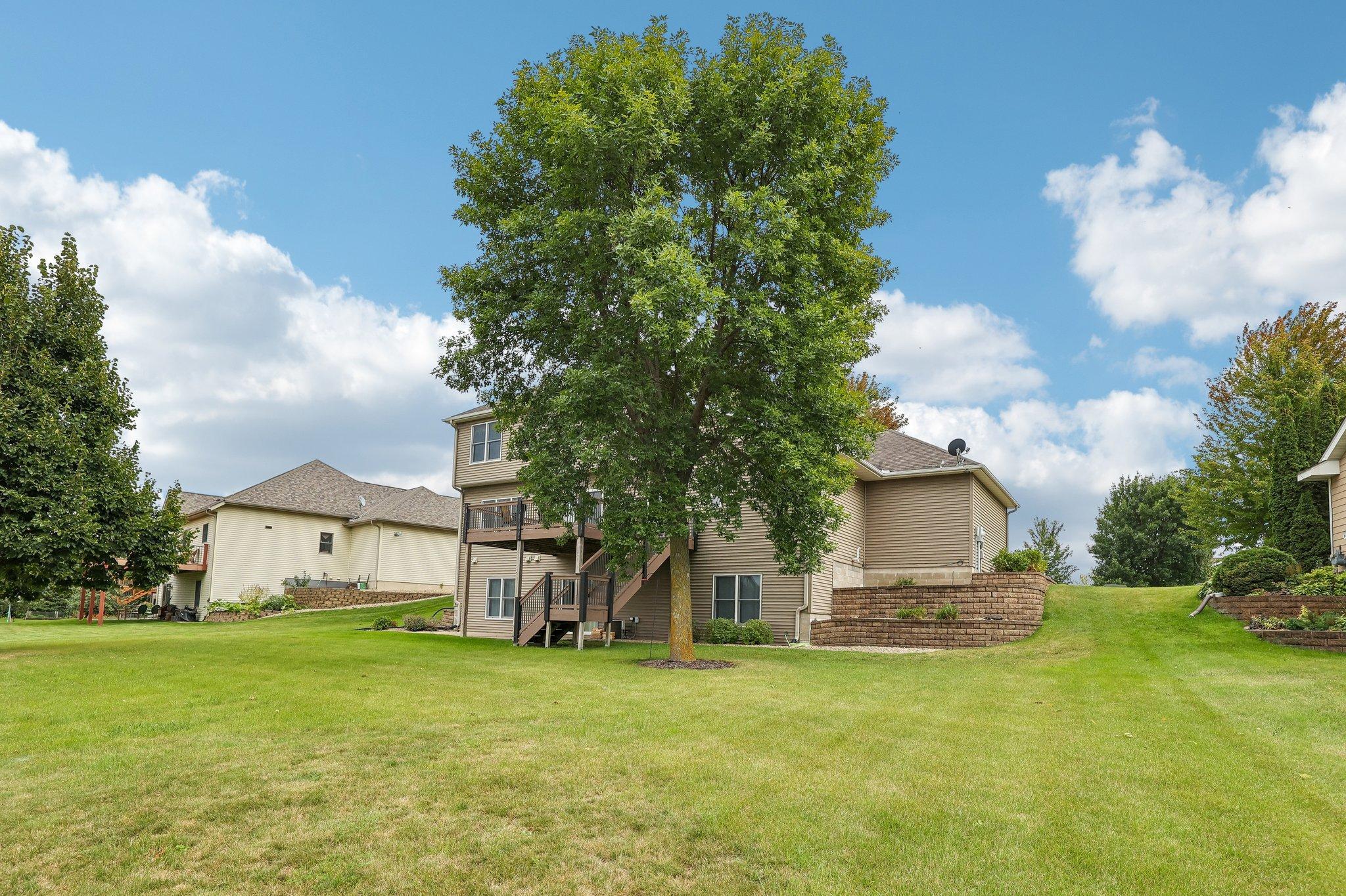 main property photo 45