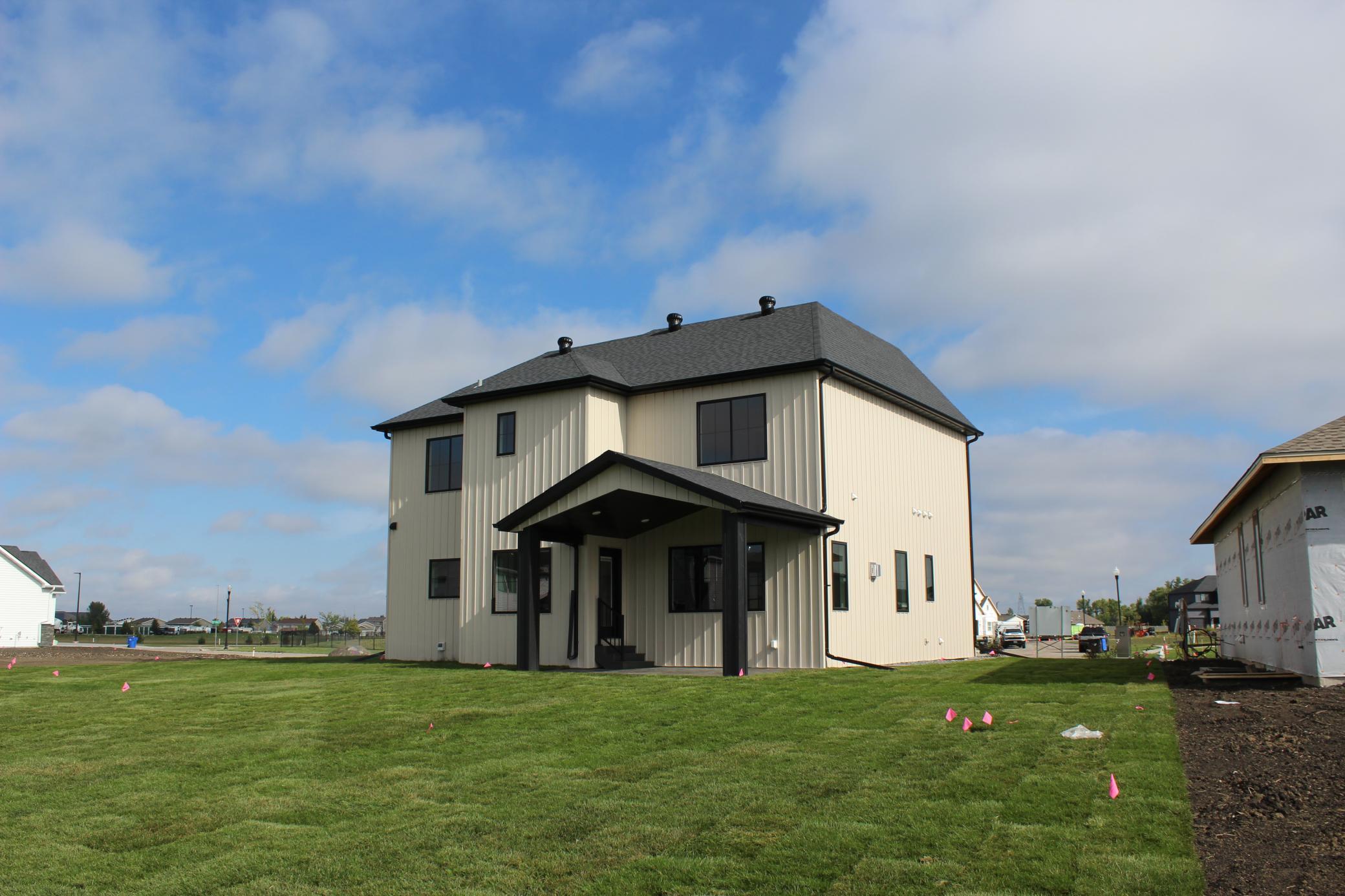 main property photo 7