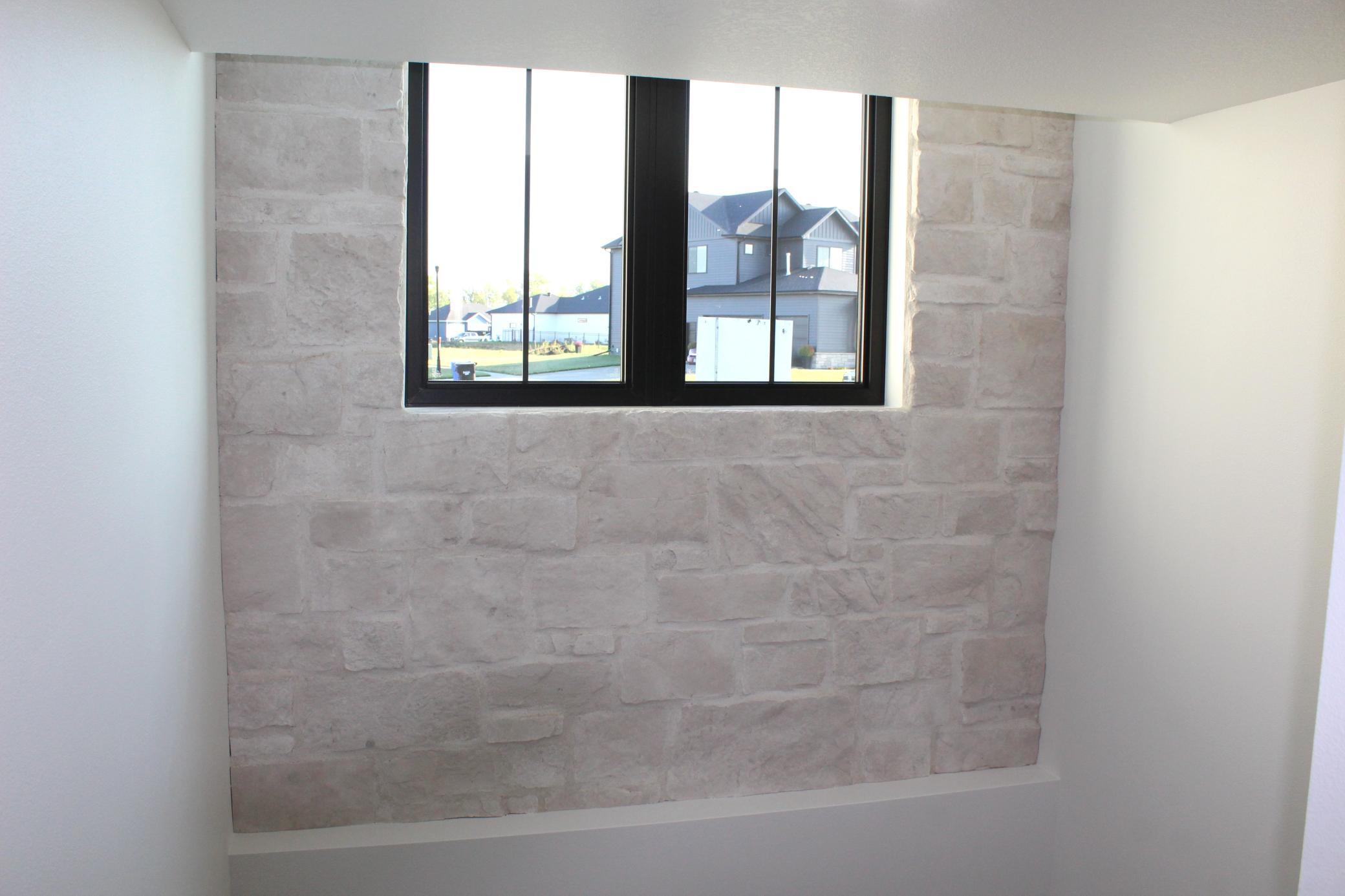 main property photo 75