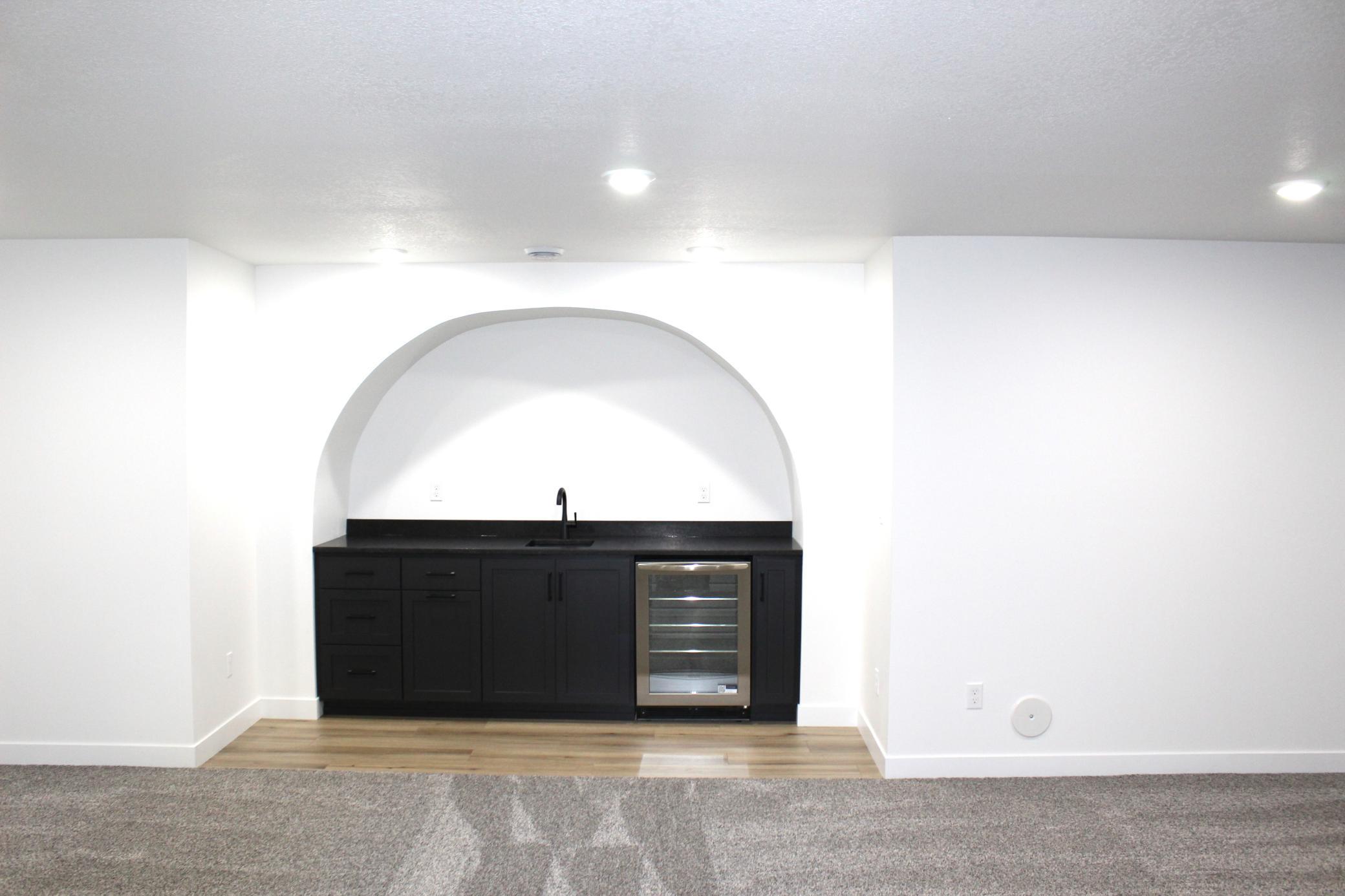 main property photo 76