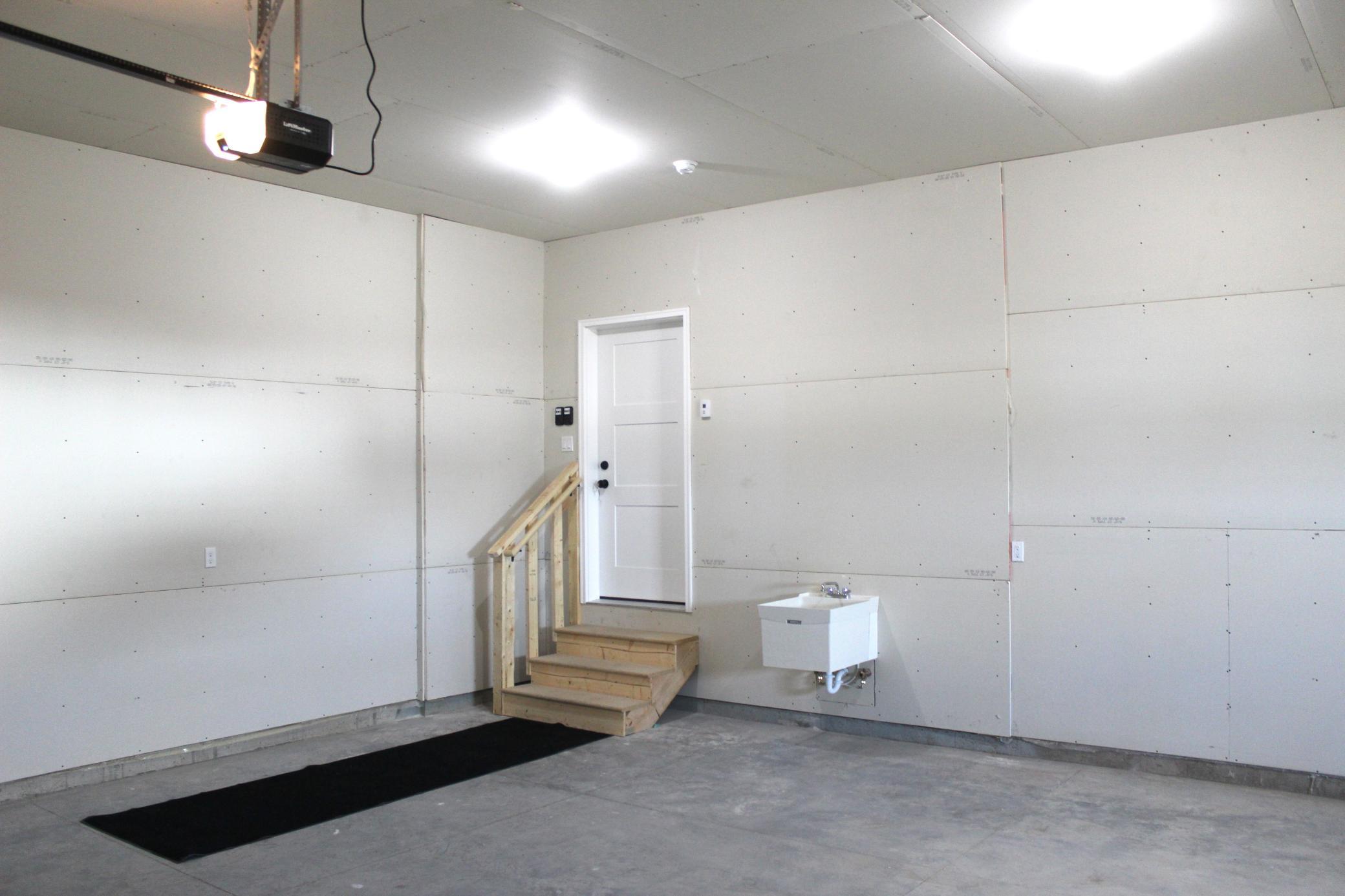 main property photo 95