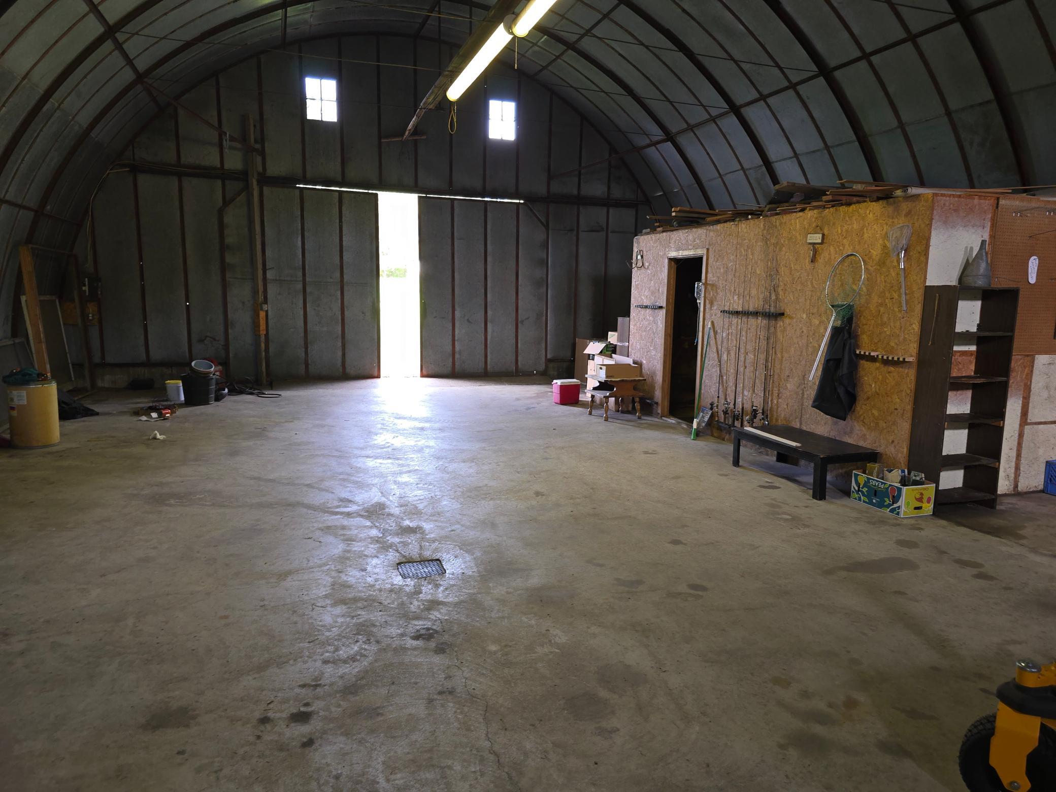 main property photo 77