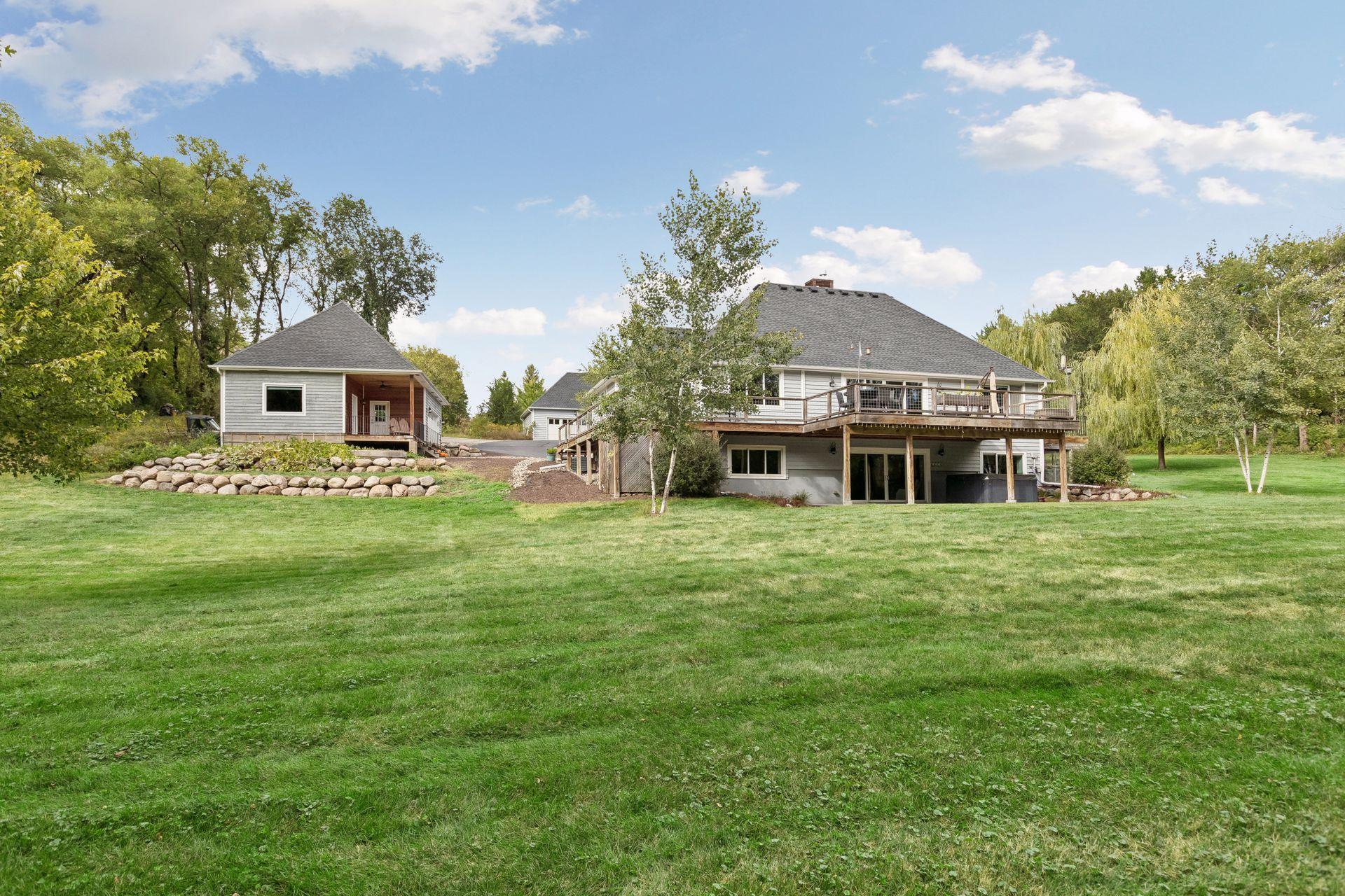 main property photo 14