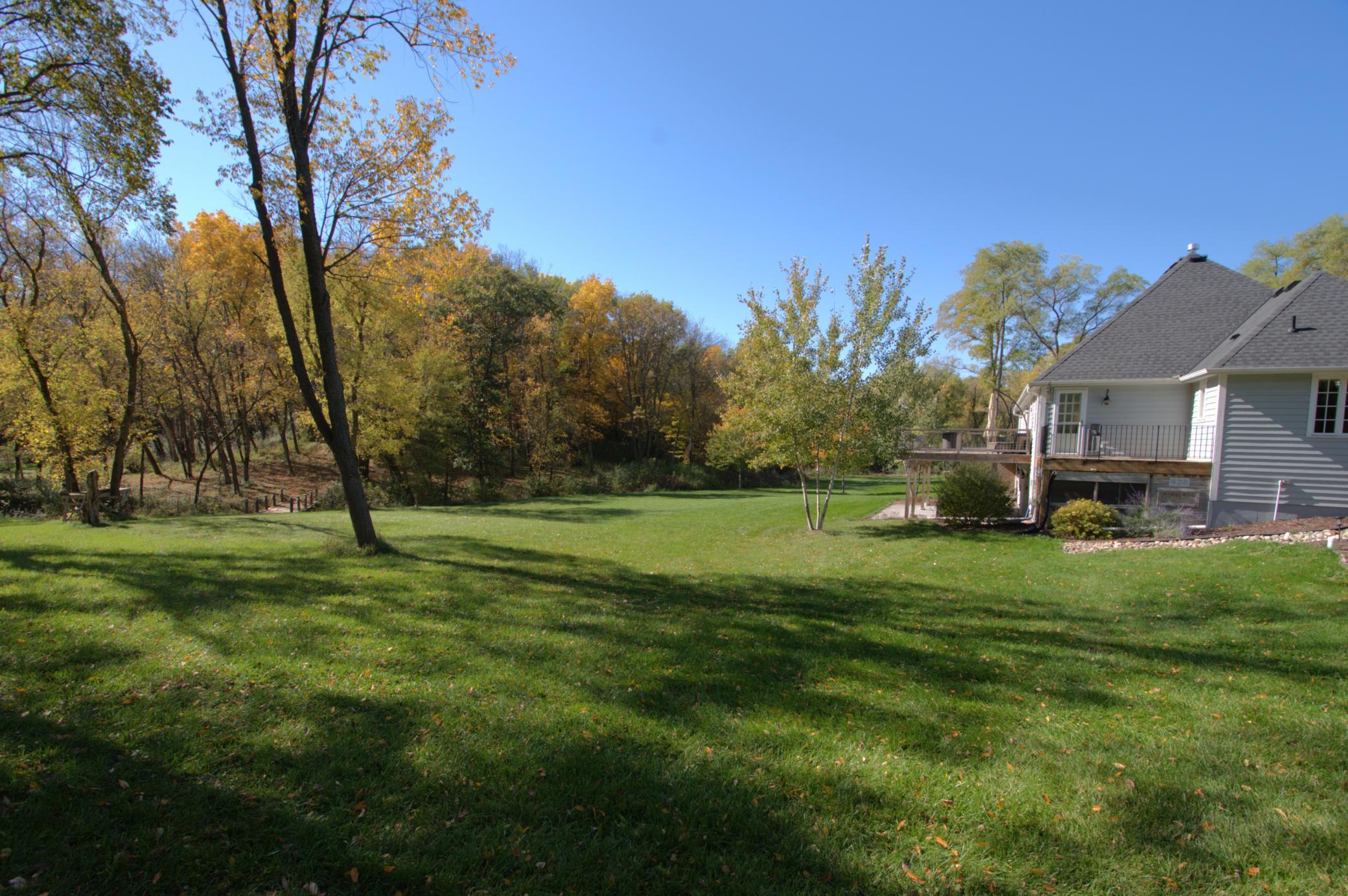 main property photo 18