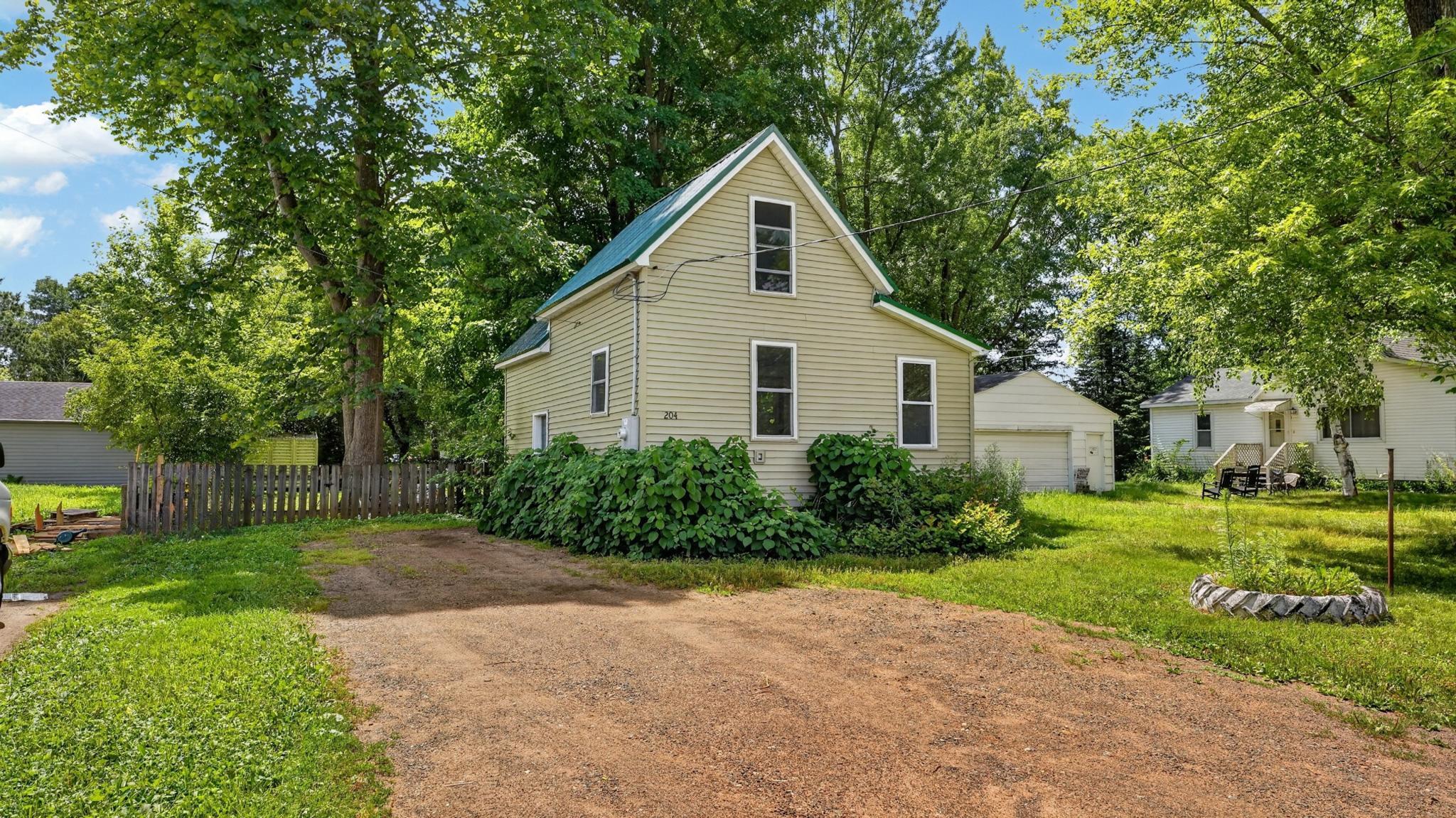 main property photo 22