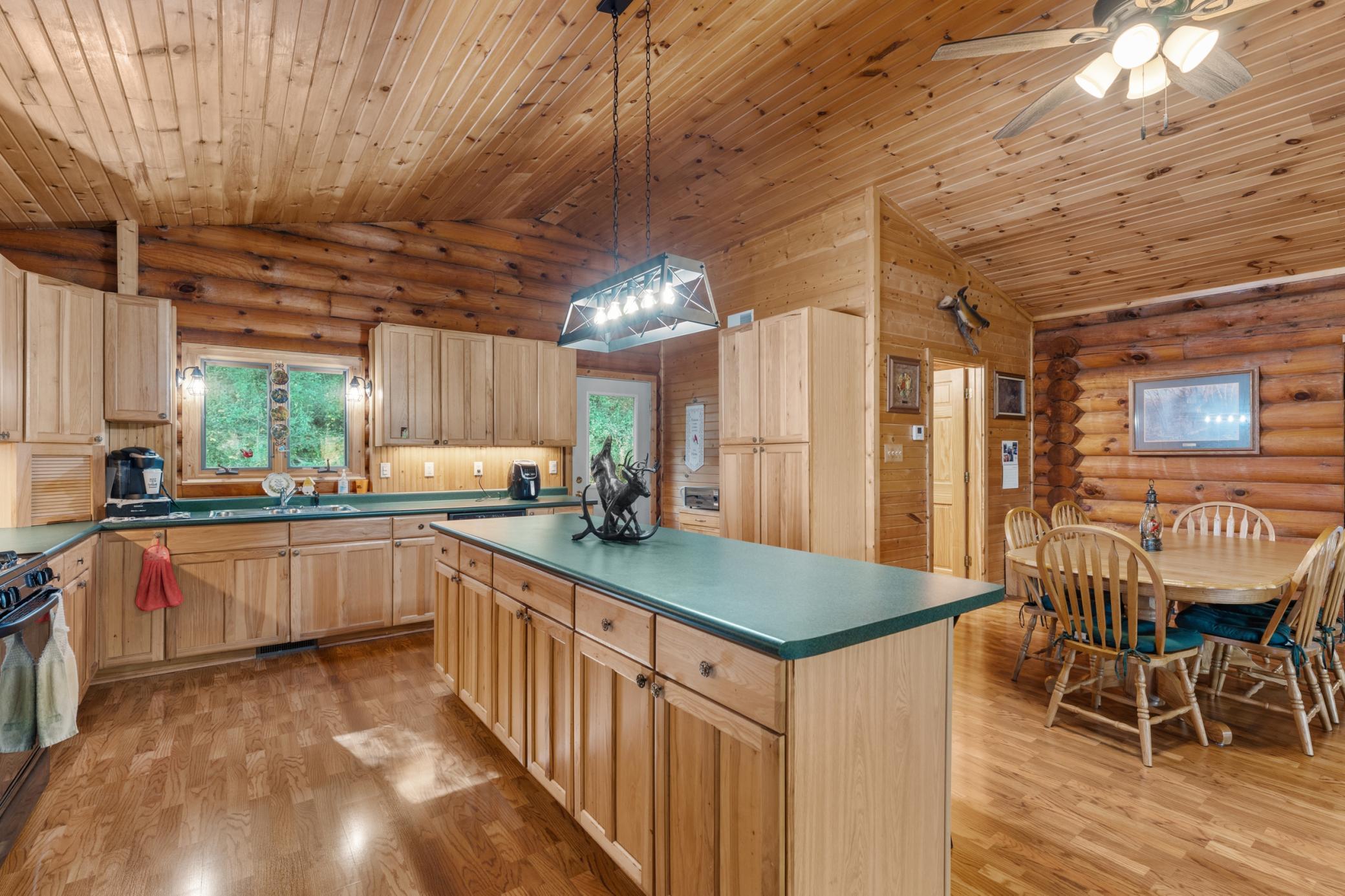 main property photo 13