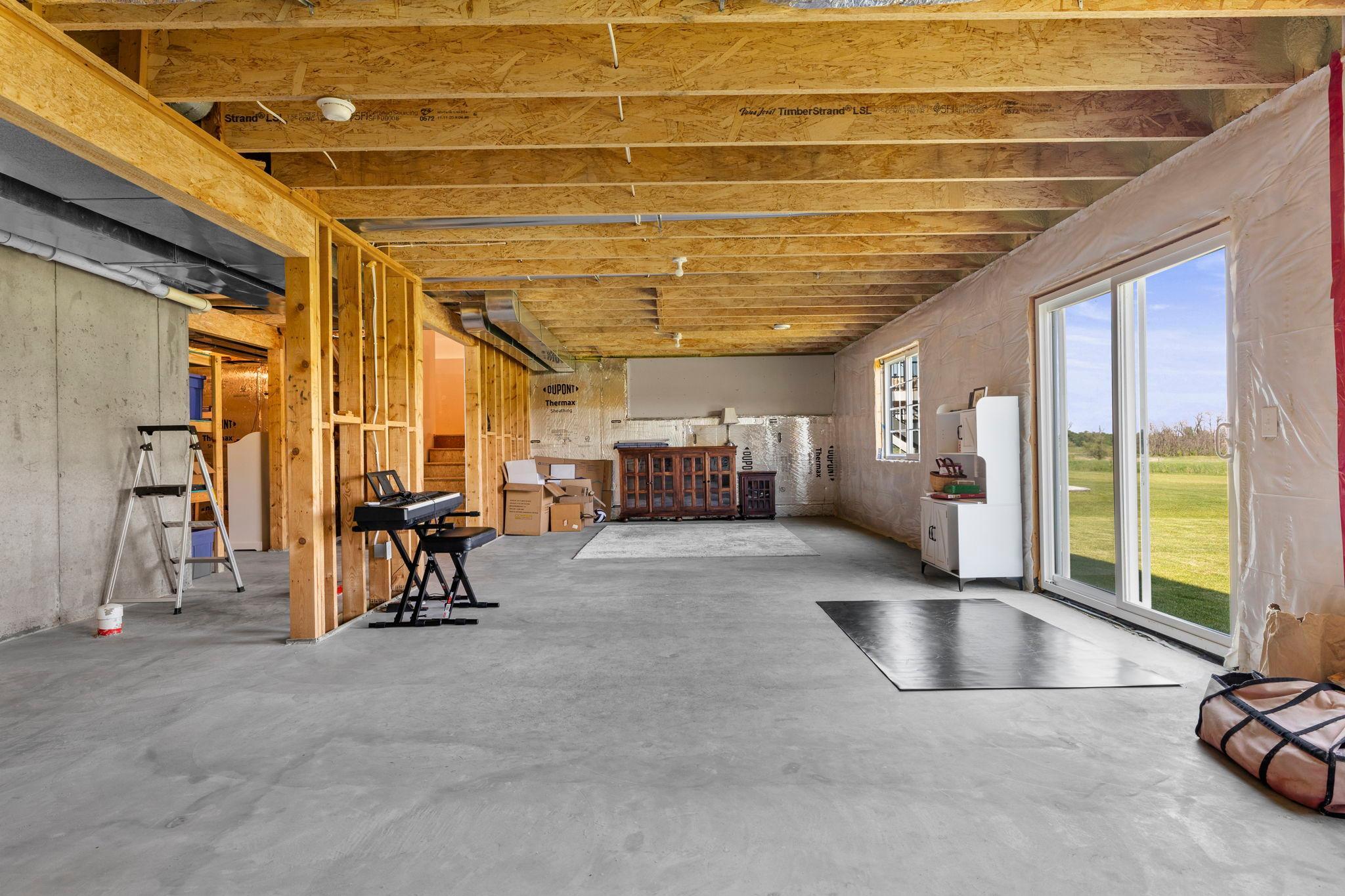 main property photo 50