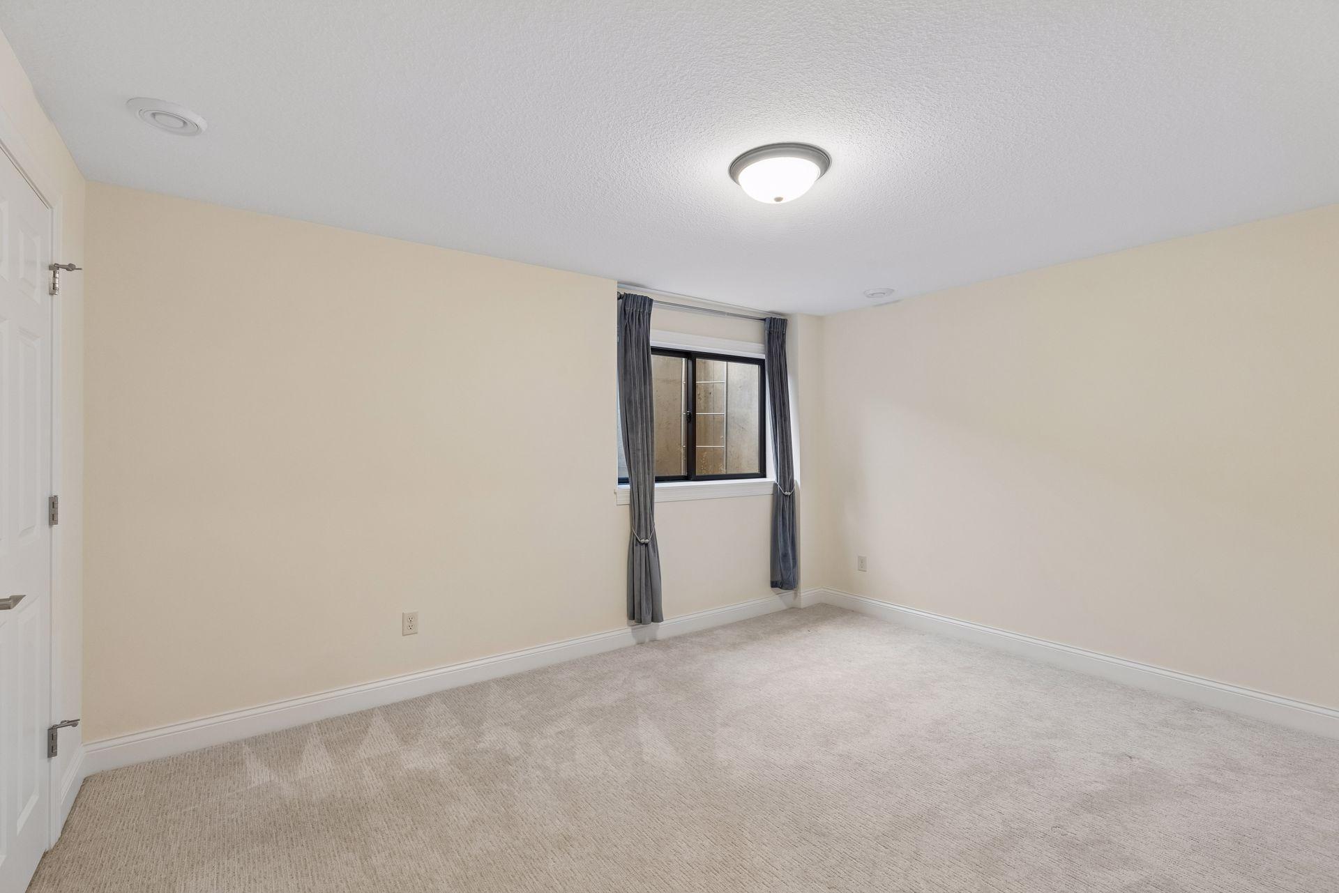 main property photo 75