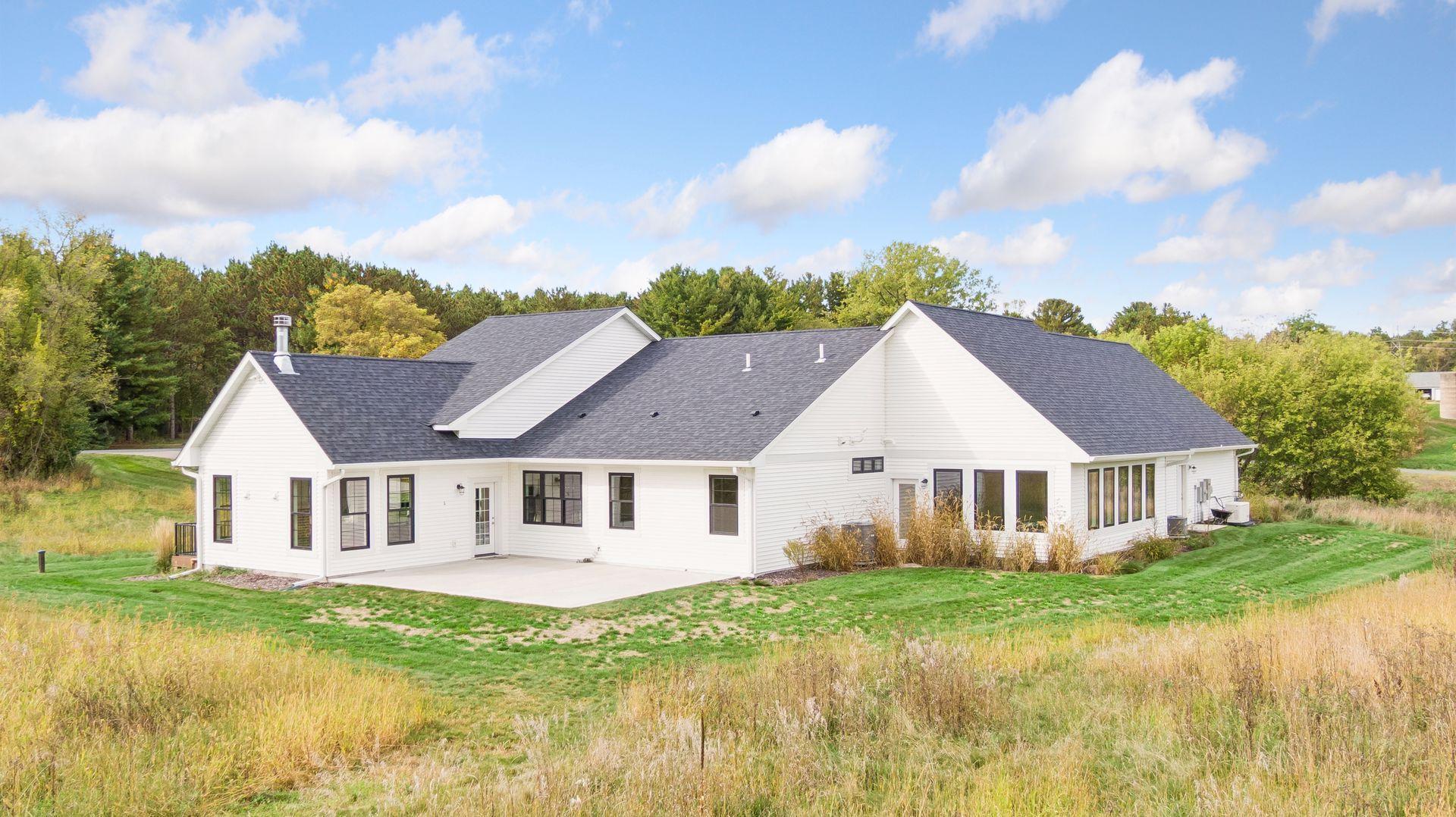 main property photo 78