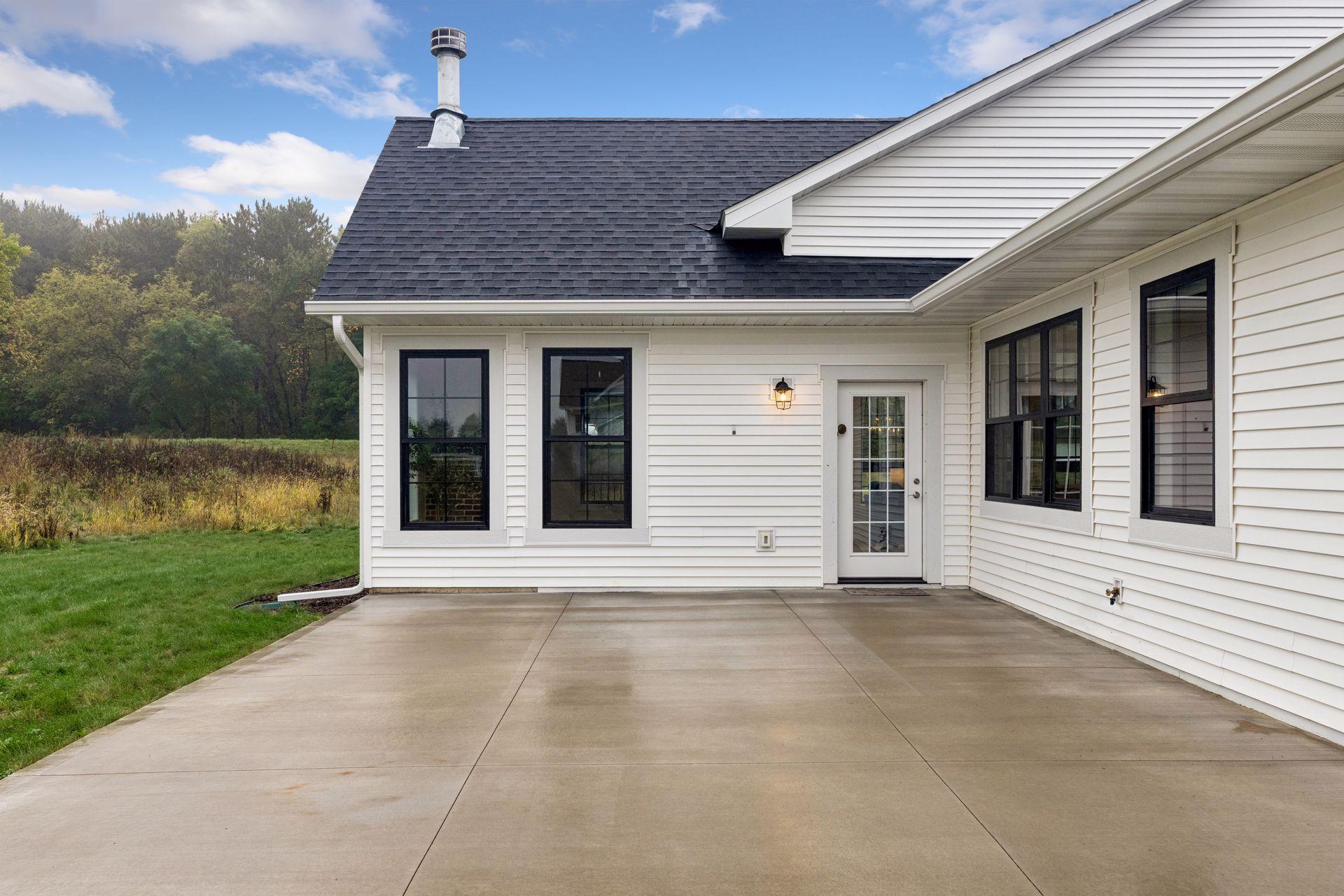 main property photo 82