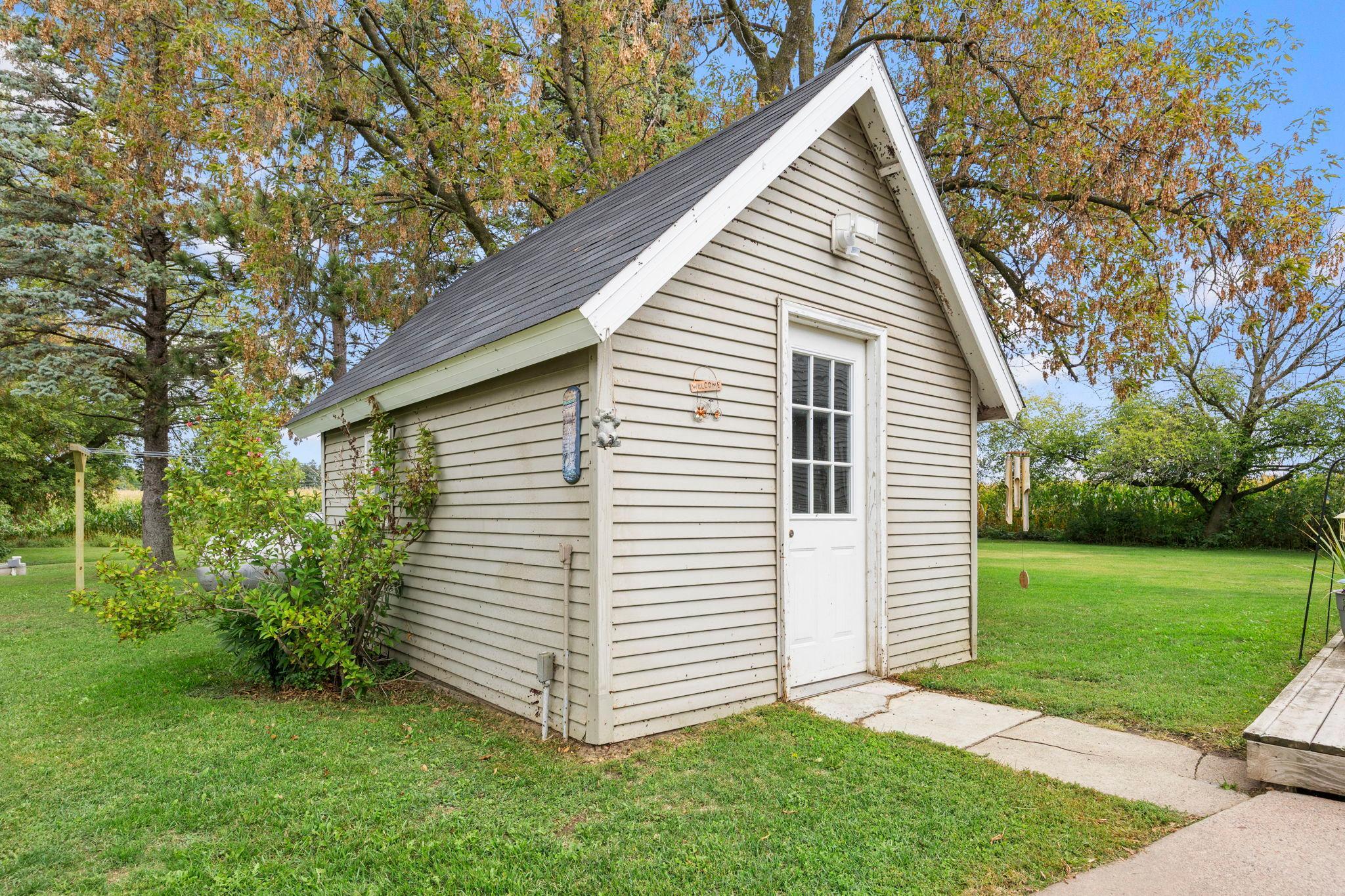 main property photo 20