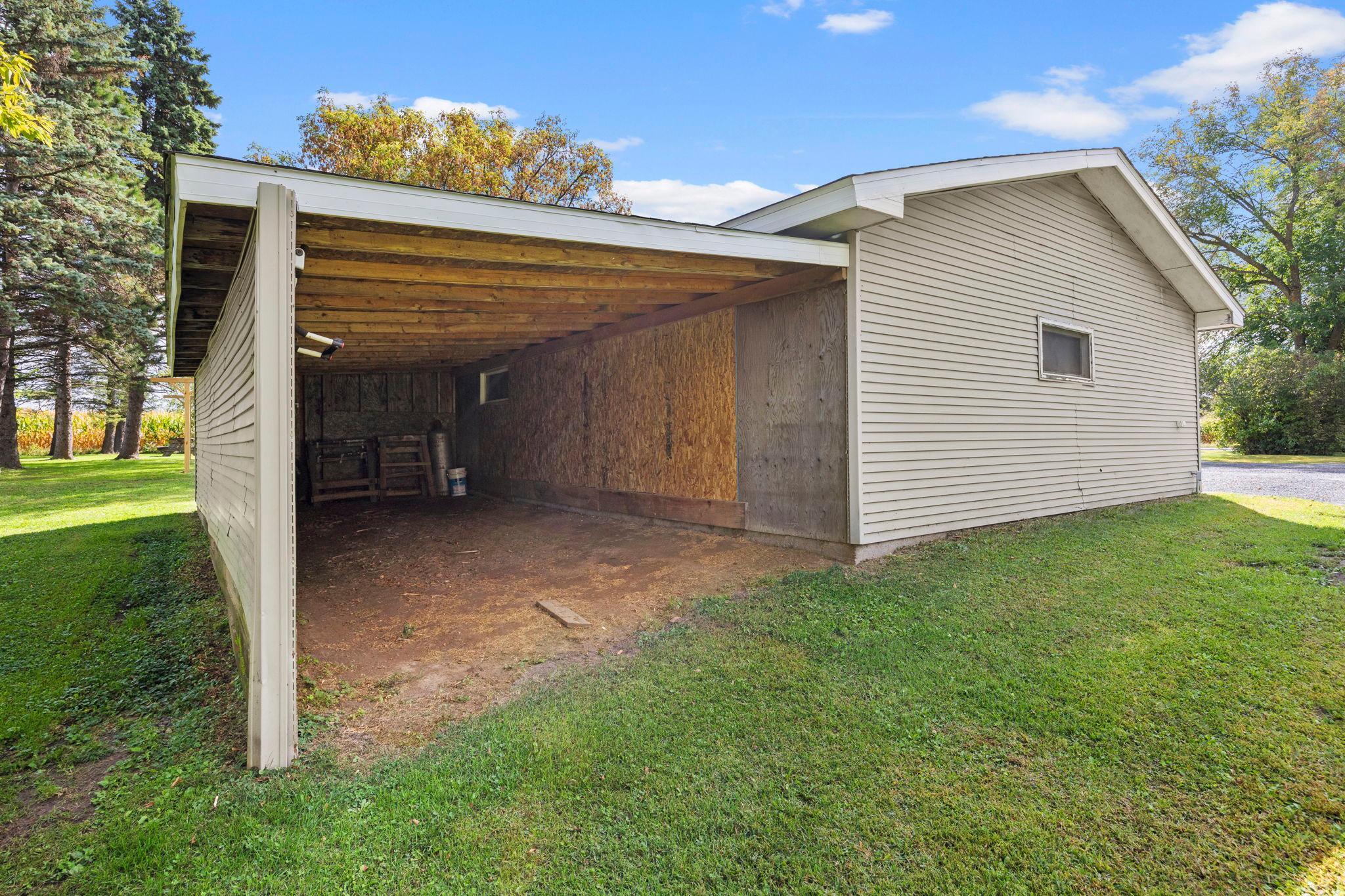 main property photo 24