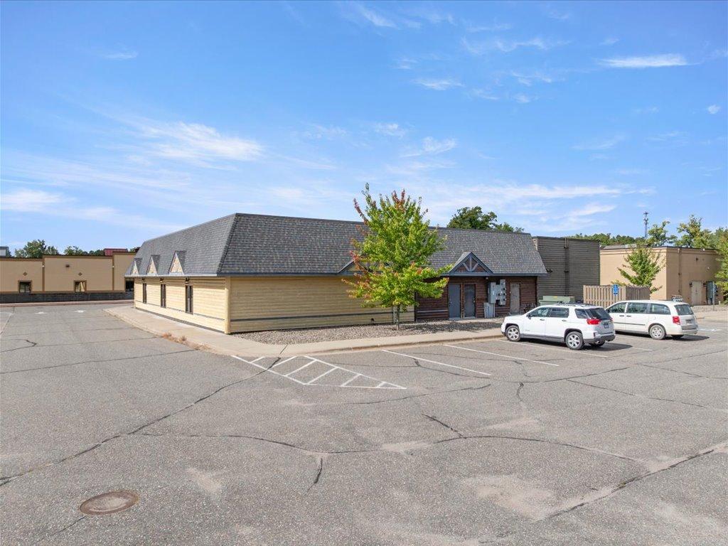 main property photo 17