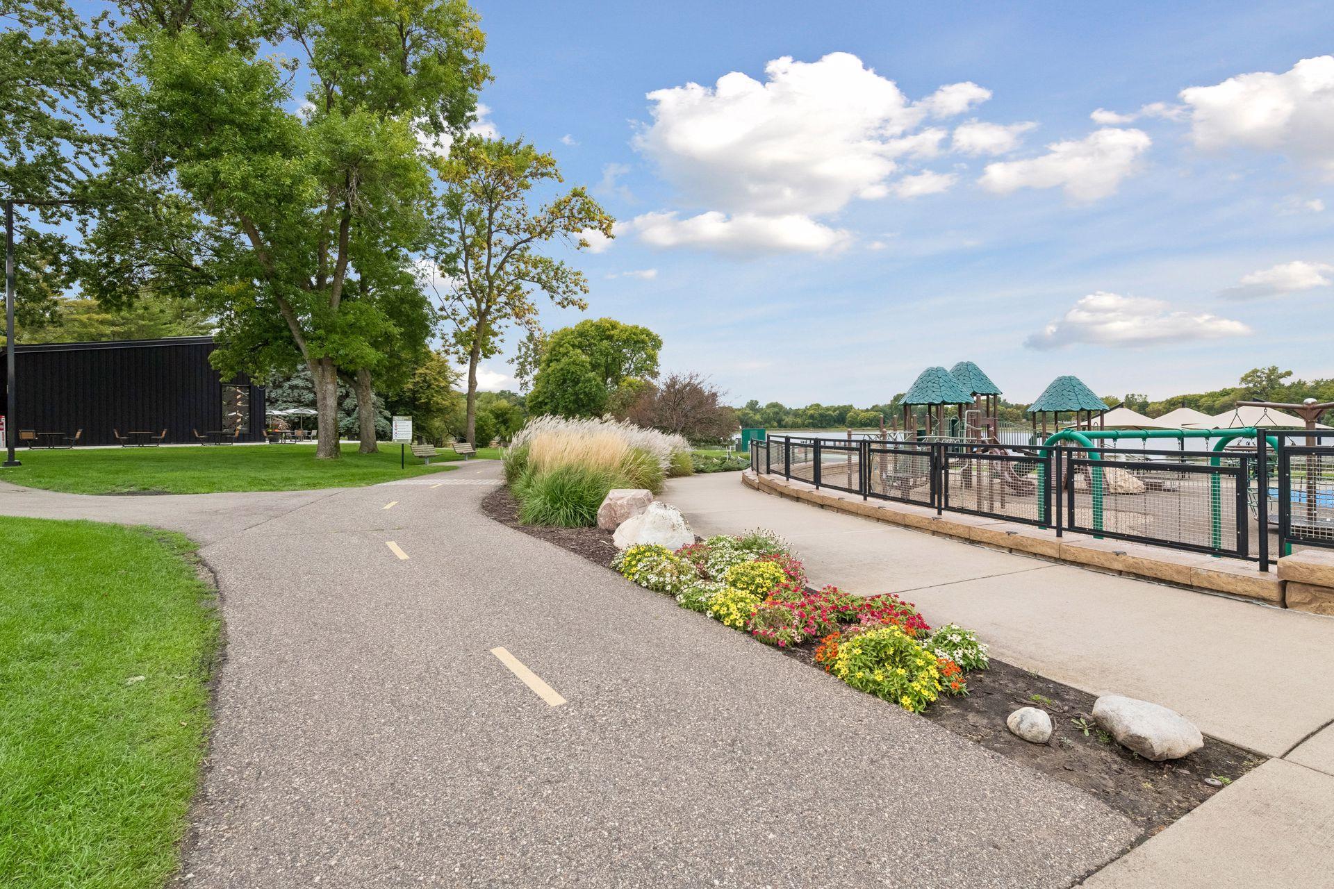 main property photo 78